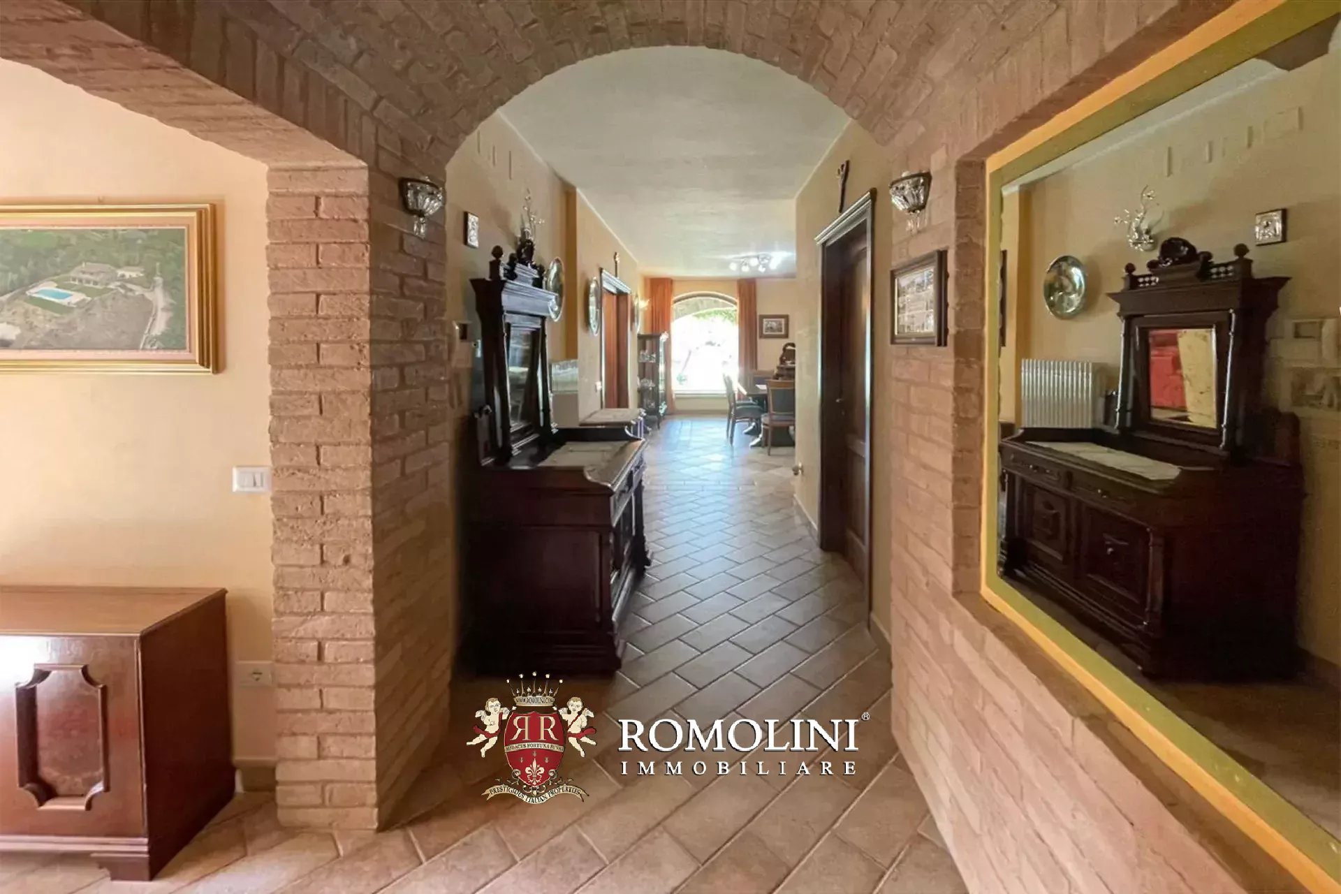 7 Bedroom Villa/Townhouse's Image 14