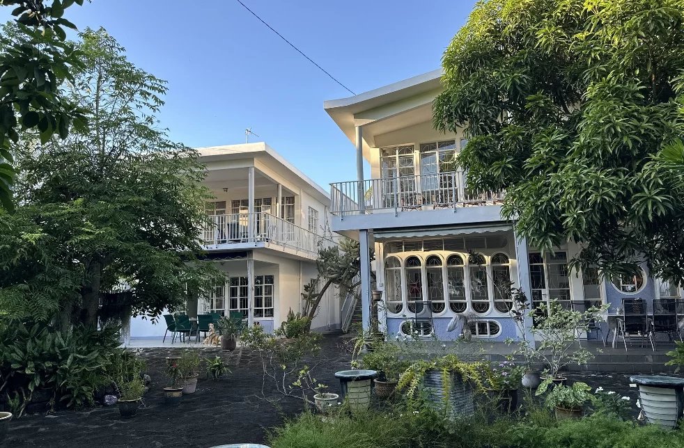 Mülkiyet Roches Noires