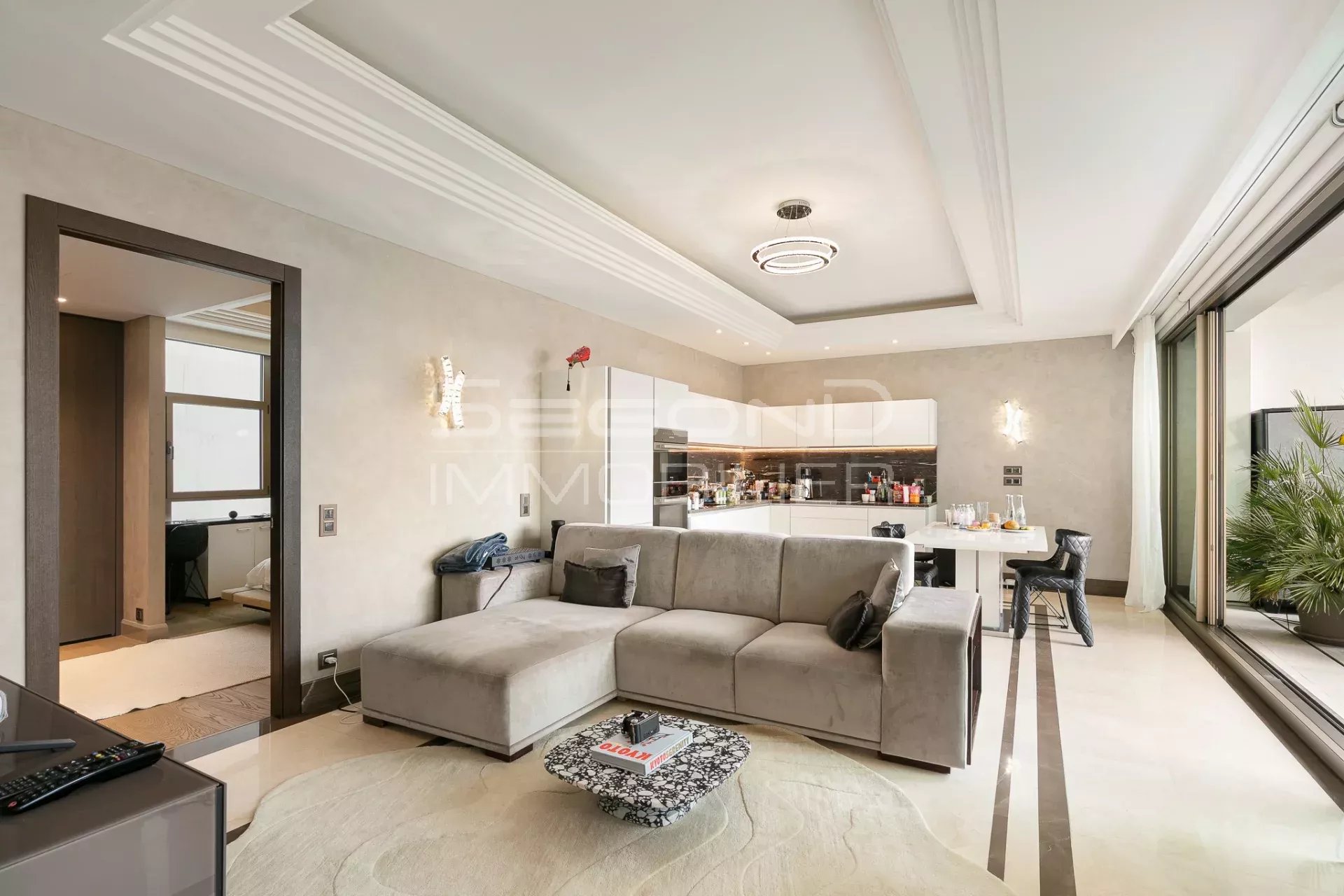 Vente appartement de 4 Pièces avec vue agréable au coeur de la Condamine - résidence de standing