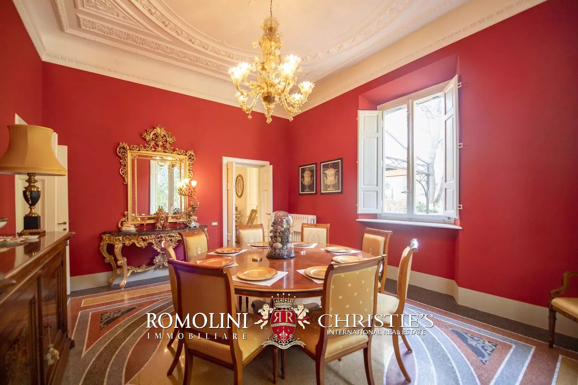 8 Bedroom Villa/Townhouse's Image 46