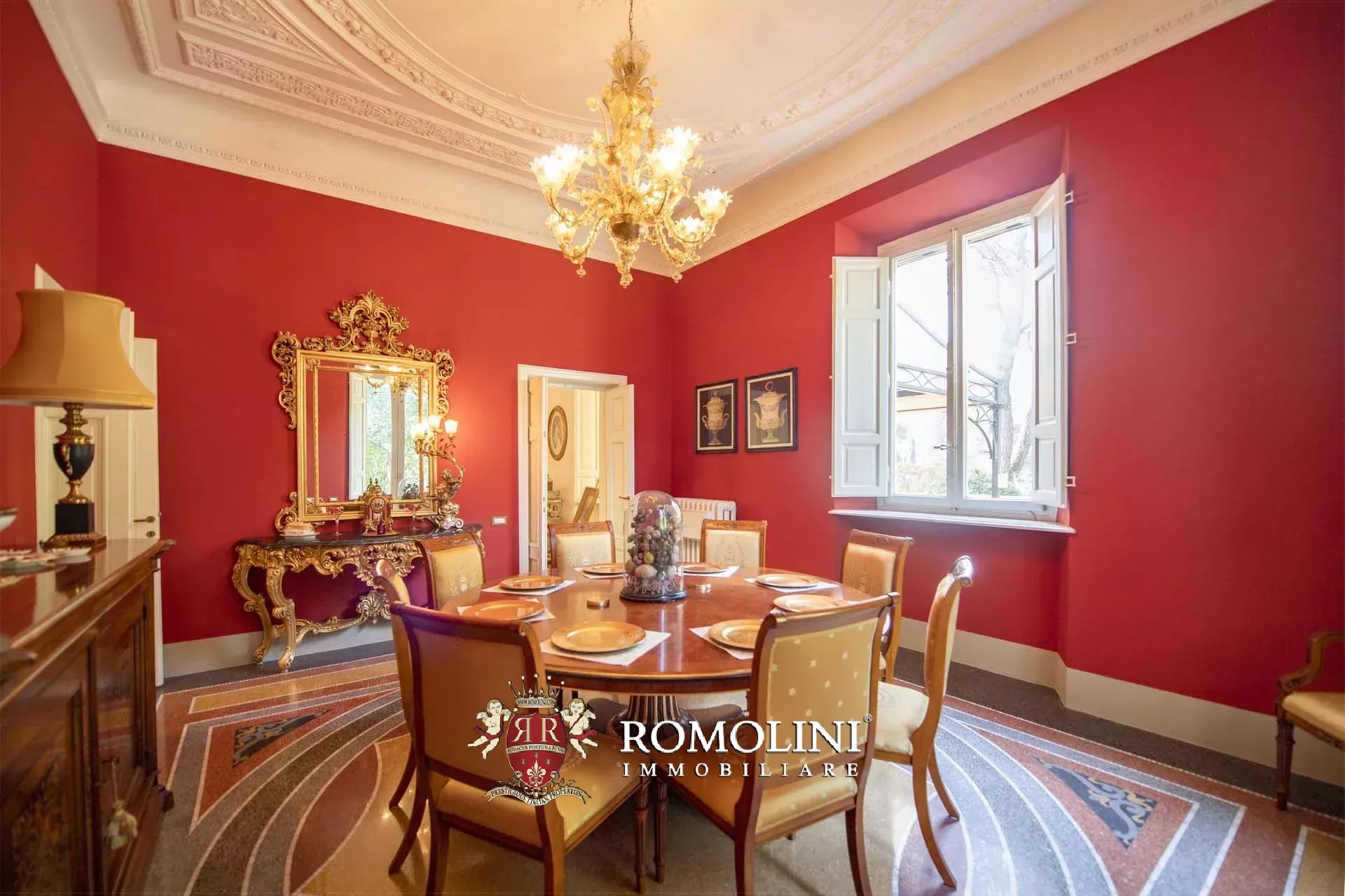 8 Bedroom Villa/Townhouse's Image 46