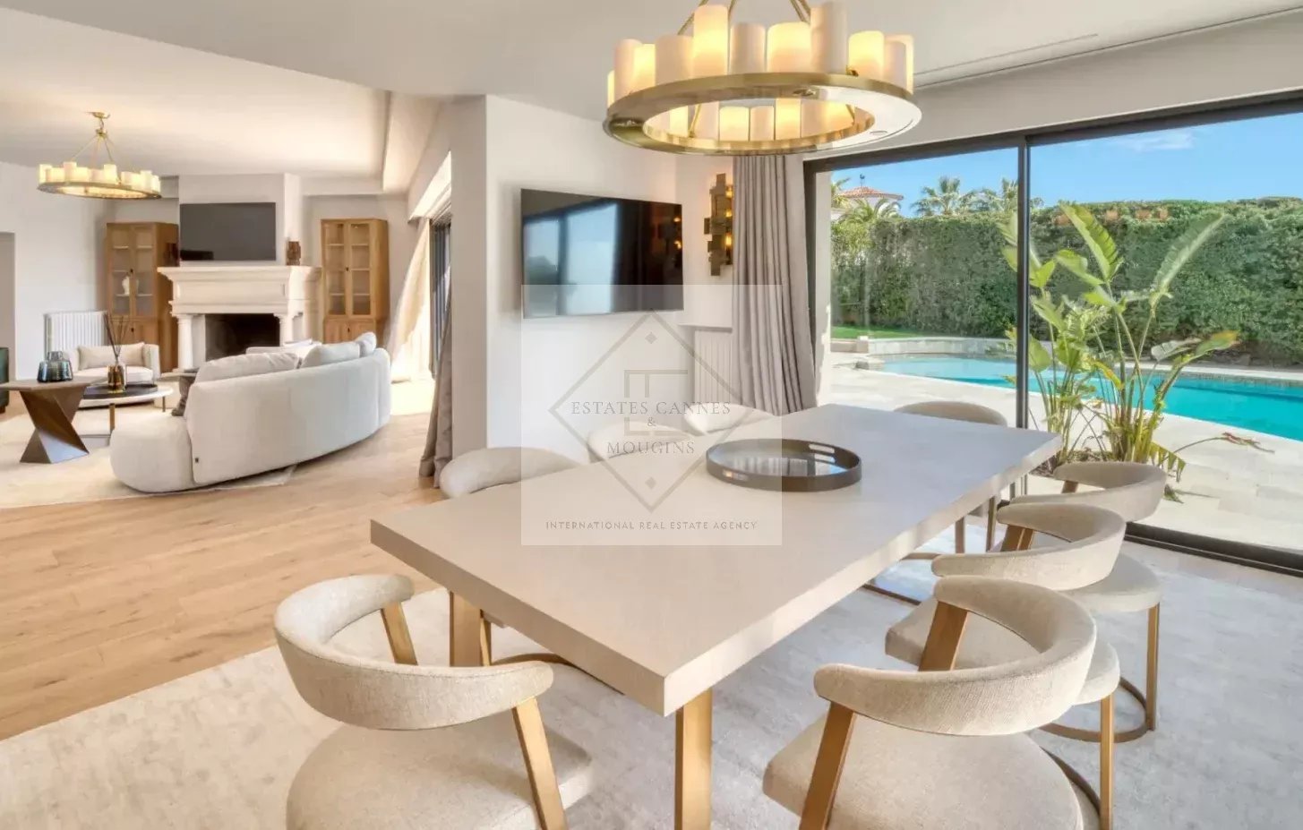 LOCATION À L’ANNÉE | VILLA D’EXCEPTION AVEC VUE MER & TENNIS PRIVÉ — photo 6
