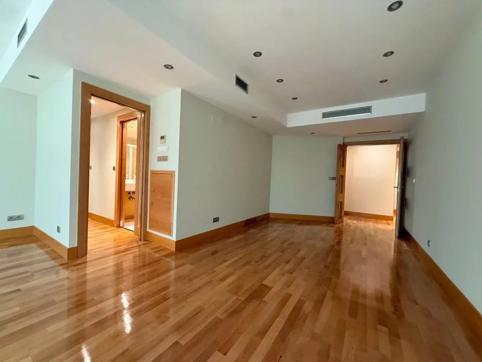 Recoletos – Rénové – 2 Chambres – 2 Salles de Bain
