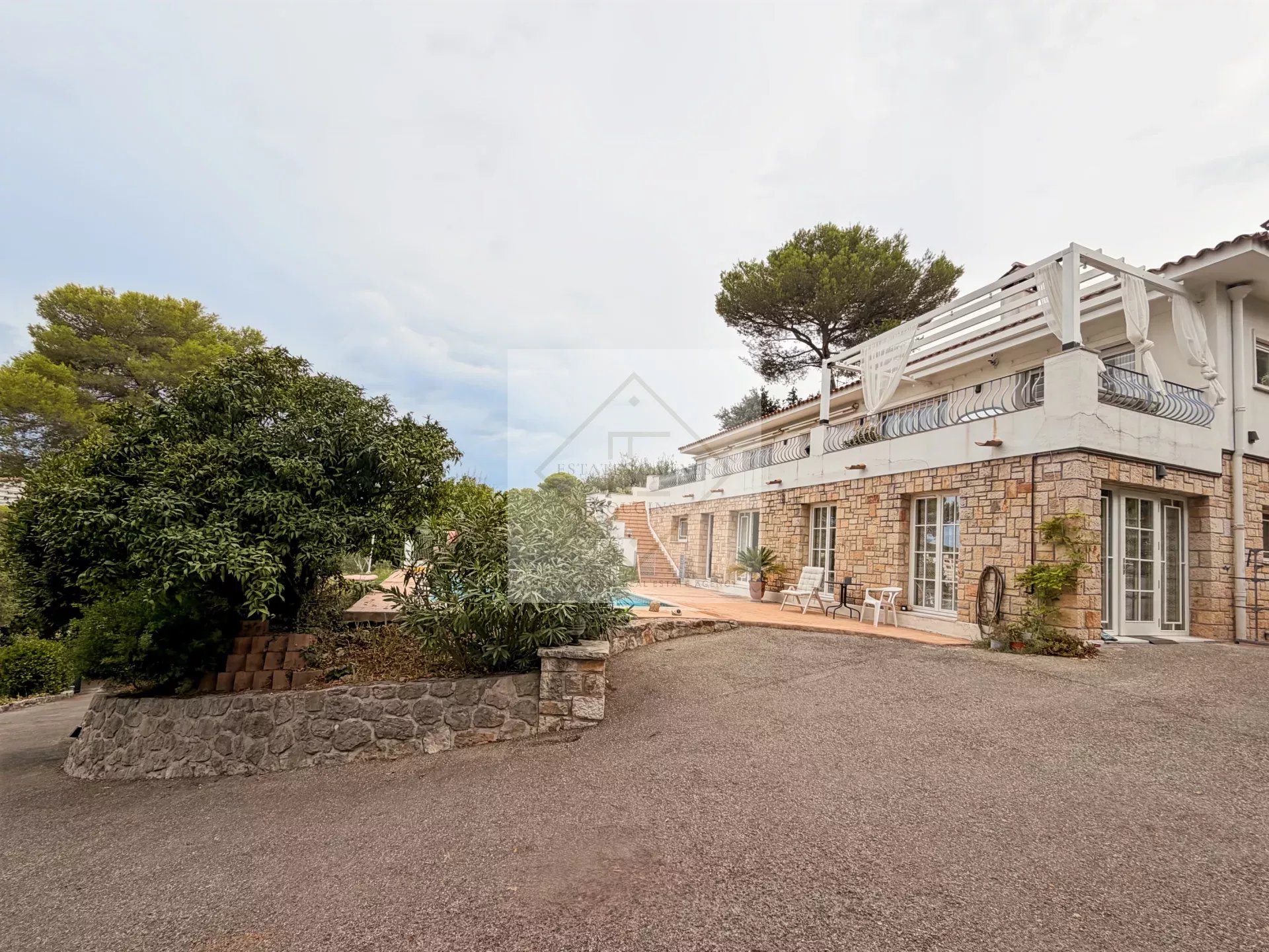 BAS DE VILLA LOCATION ANNUELLE — photo 12