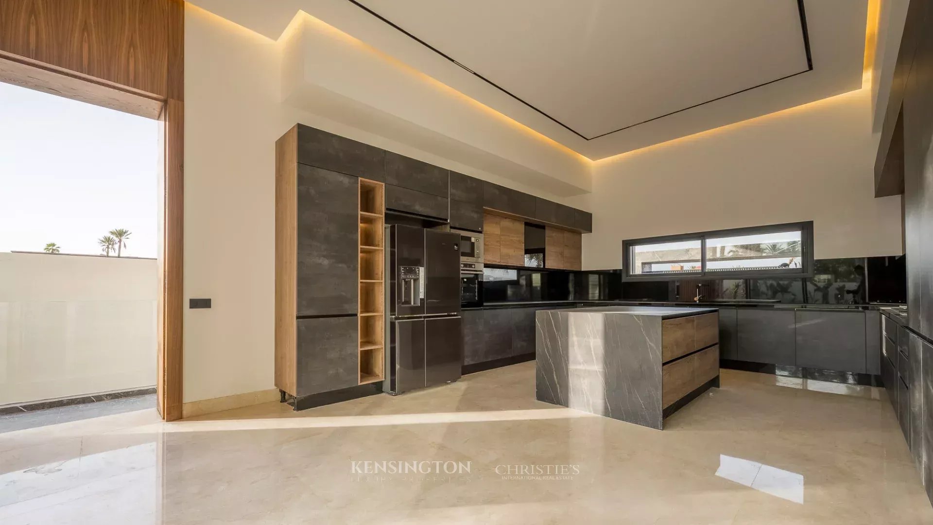 5 Bedroom Villa/Townhouse's Image 8