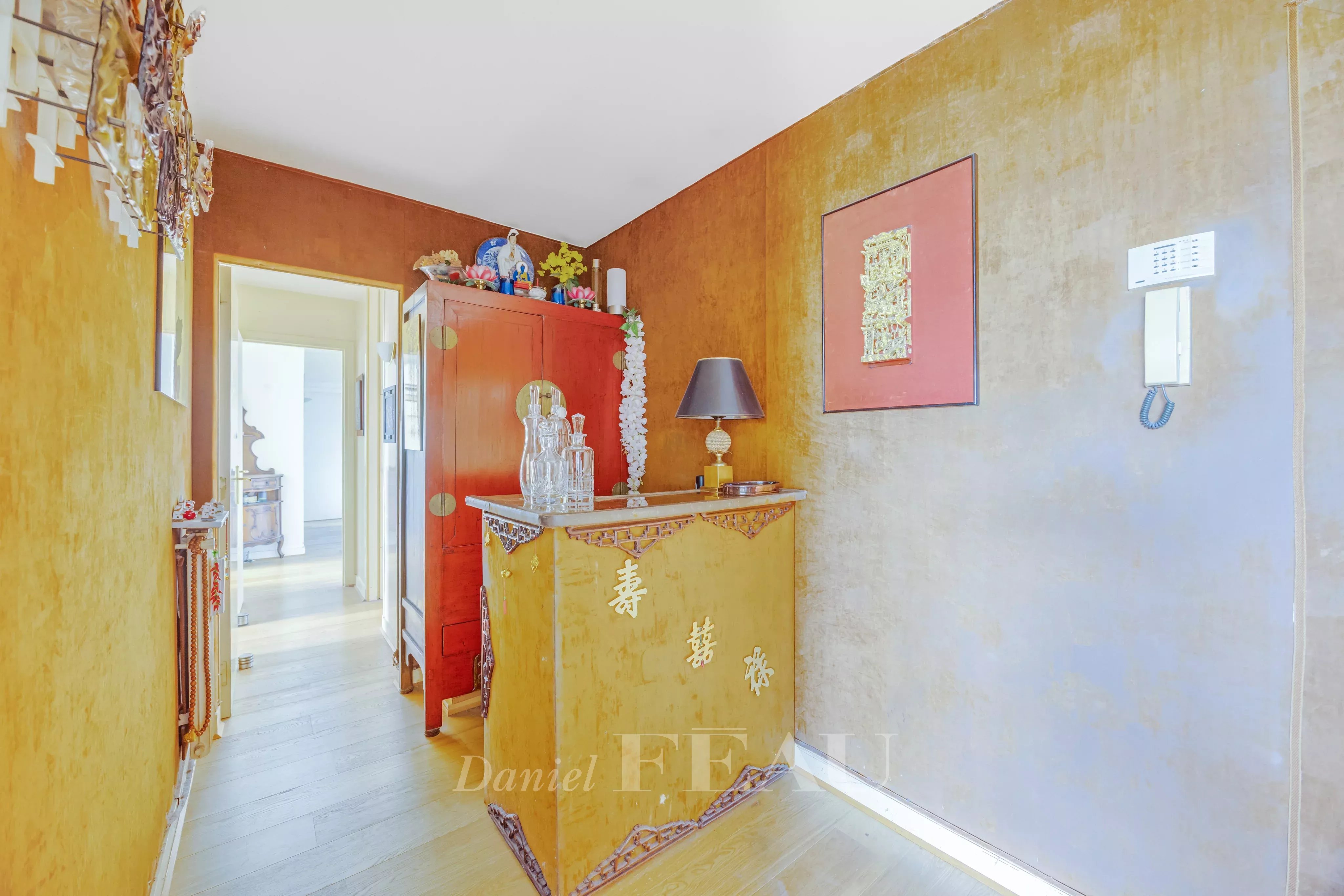 Sale Apartment Saint-Cloud