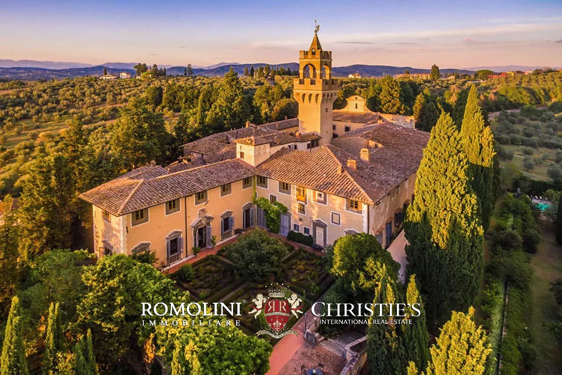 71 Bedroom Chateau's Image 10