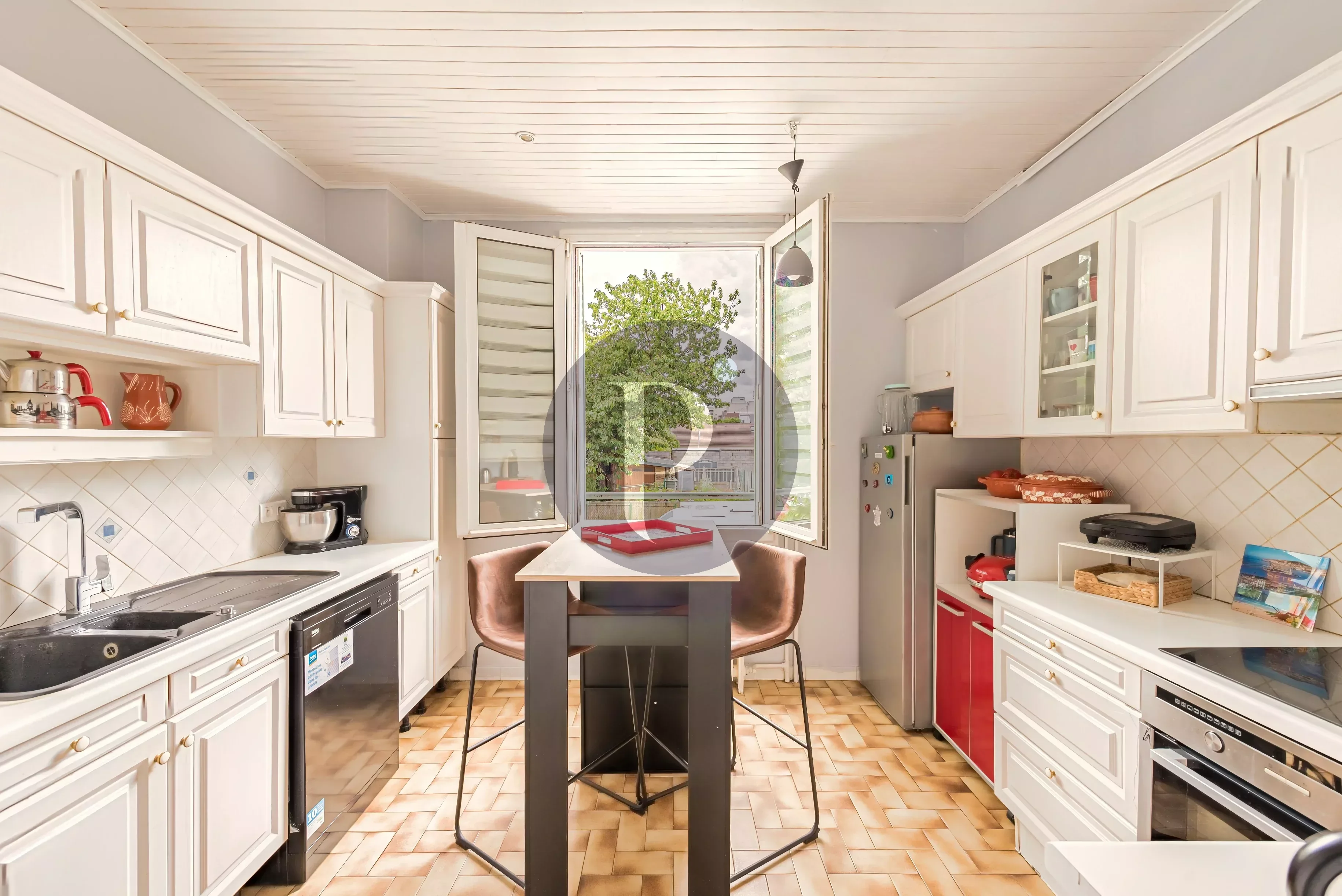 vente-maison-4-pieces-lhay-les-roses-87084016