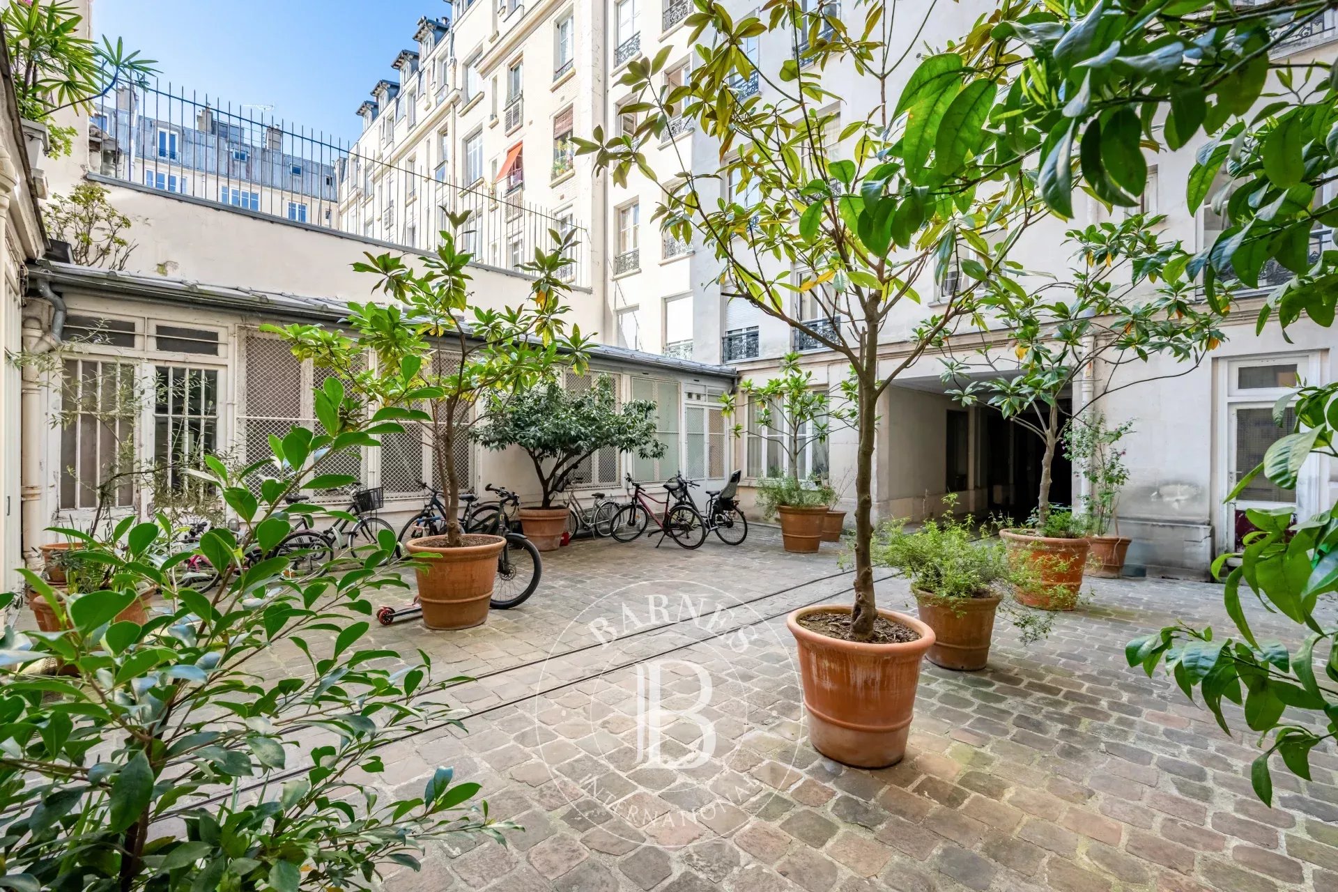 Daire Paris 4ème - picture 18