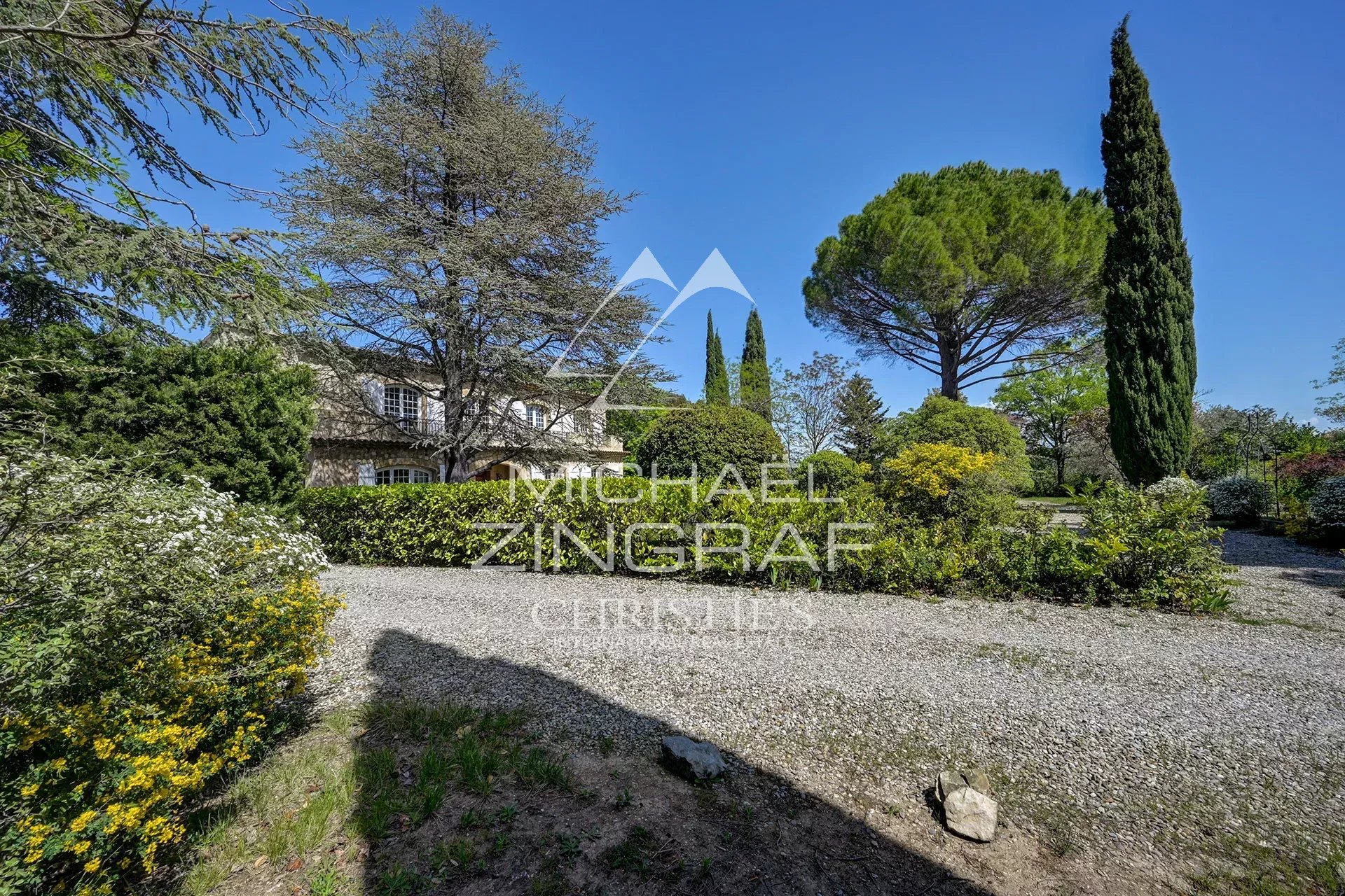 4 Bedroom Villa/Townhouse's Image 20
