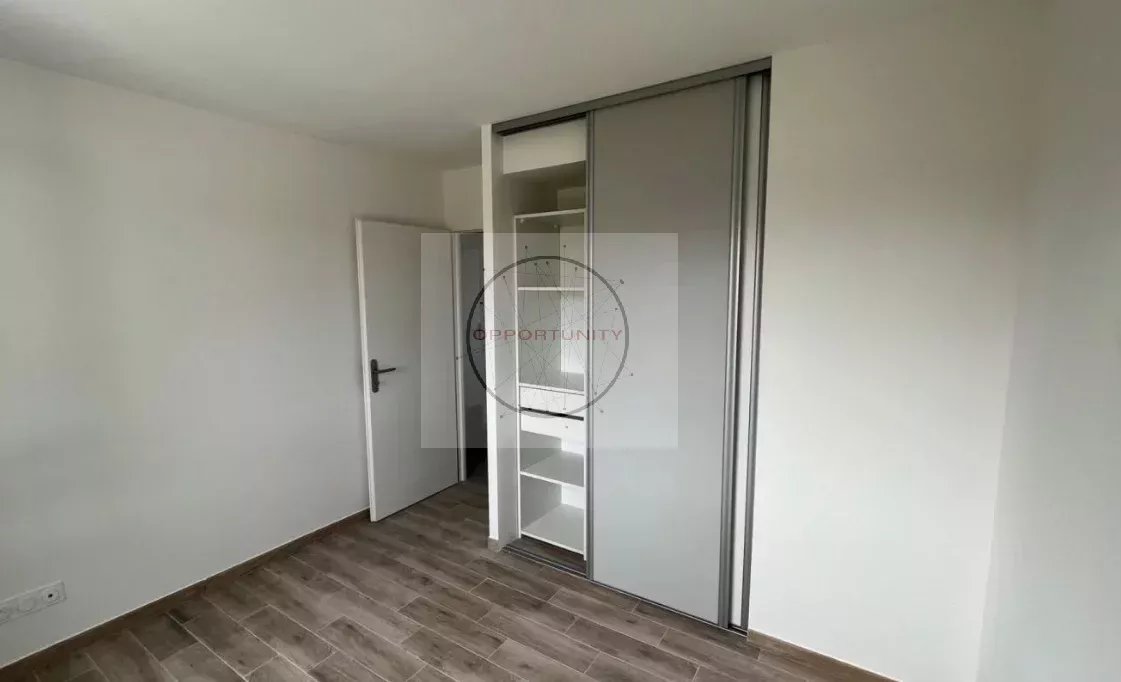 maison 105 m² Bressols — photo 4