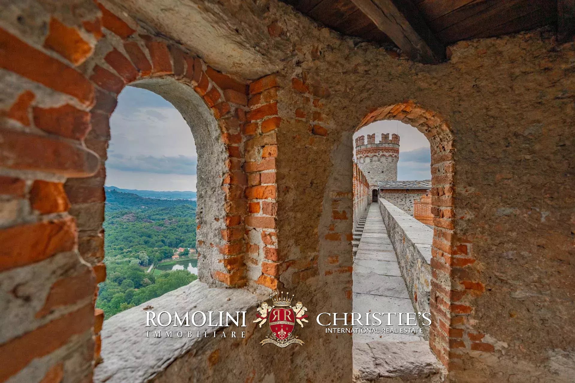 11 Bedroom Chateau's Image 39