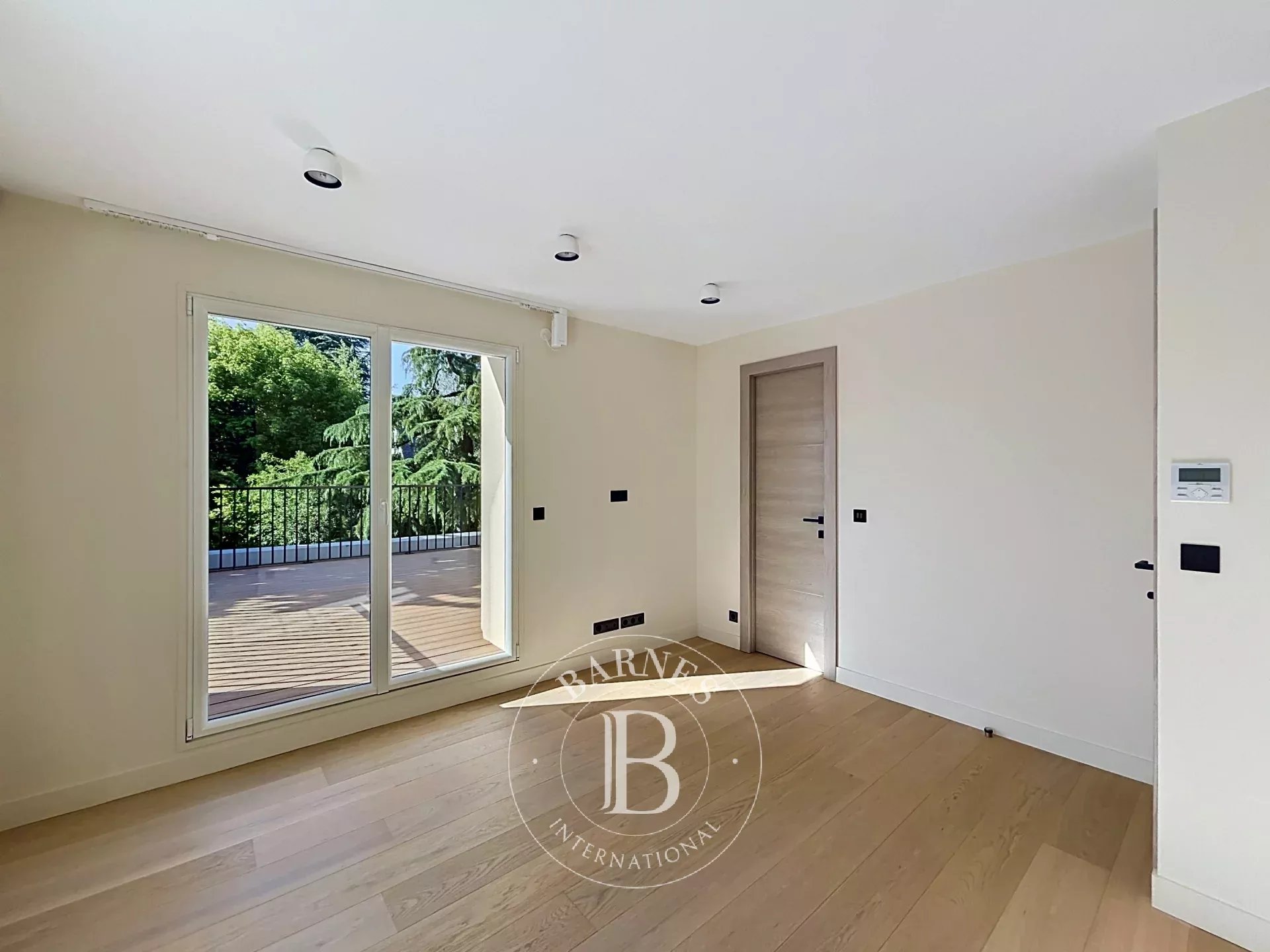 Le Vésinet  - Maison 7 Pi&egrave;ces 5 Chambres - picture 14
