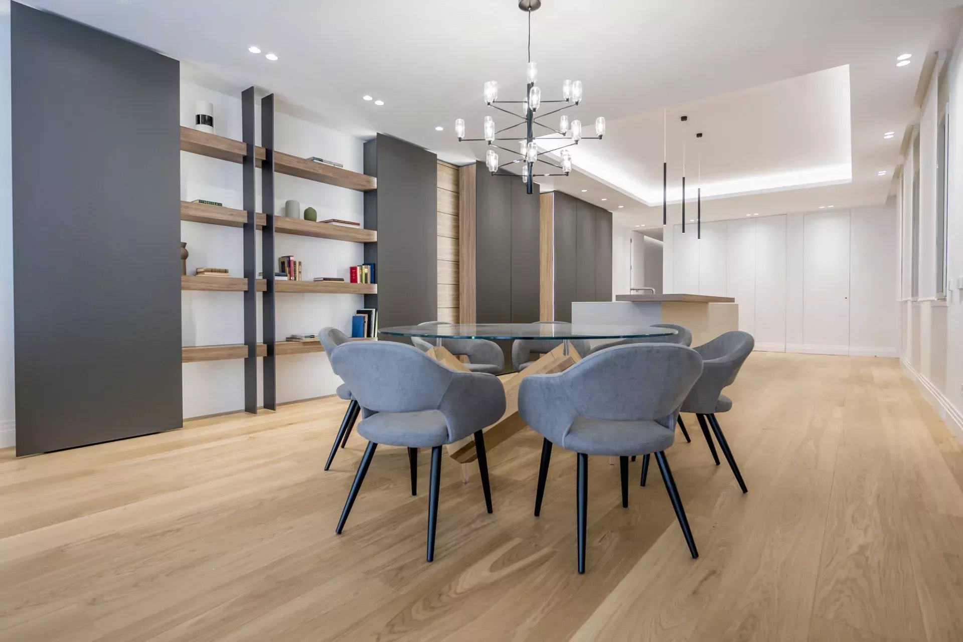 Appartement de Luxe Rénové avec Vue Imprenable sur la Fontaine de Neptune - picture 19