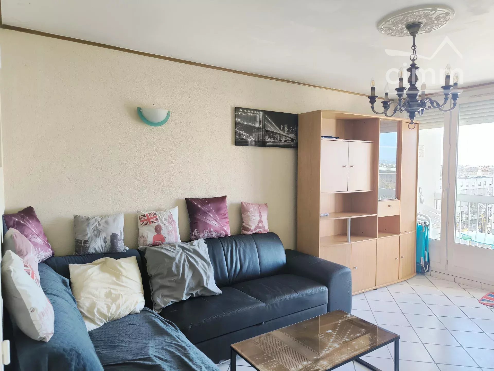 Agence immobilière de 