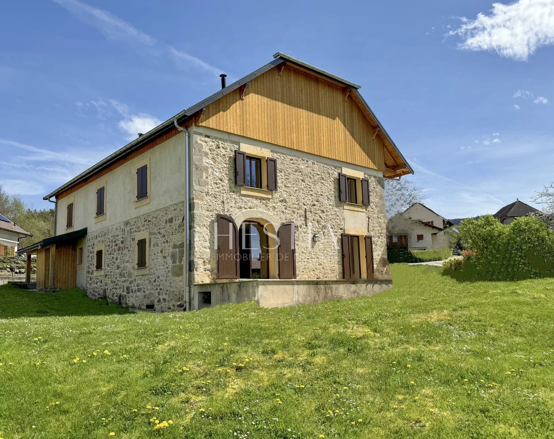 Ferme rénovée Axe Annecy Genève