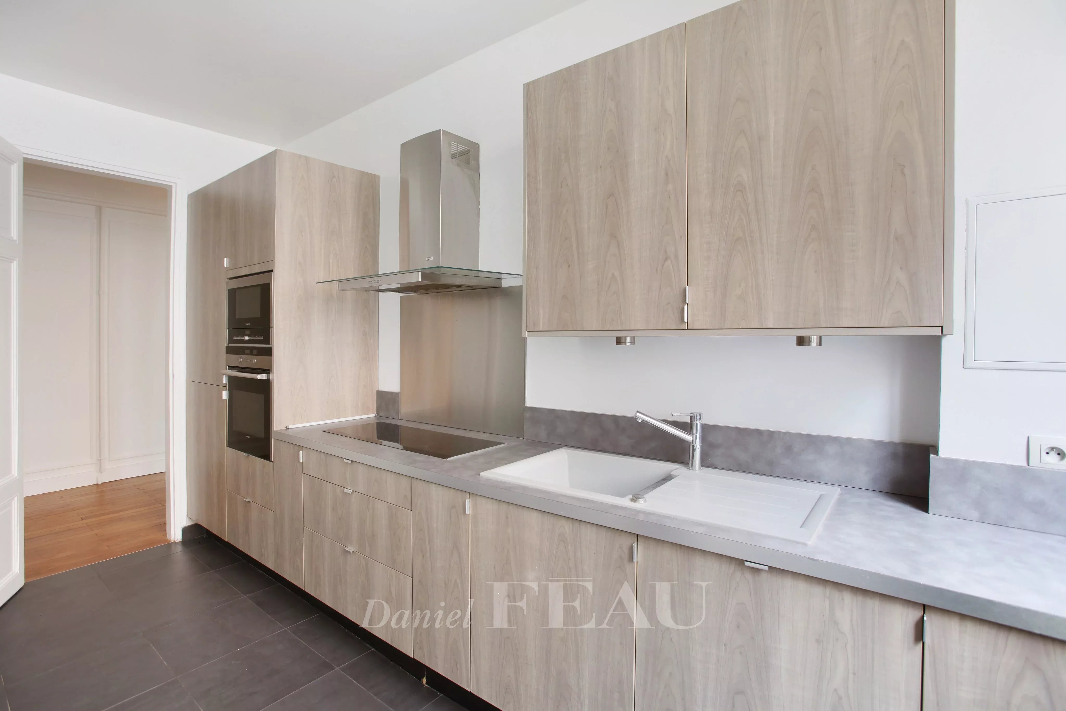 Kitchen Tile Wooden floor Stainless steel