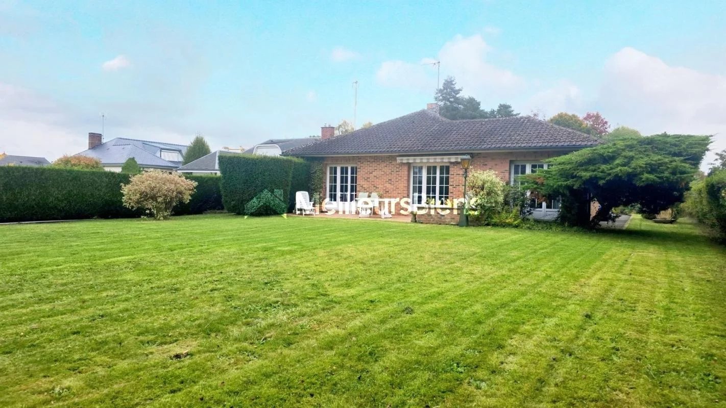 Beau PLAIN-PIED Individuel de 135 m2 à rafraîchir