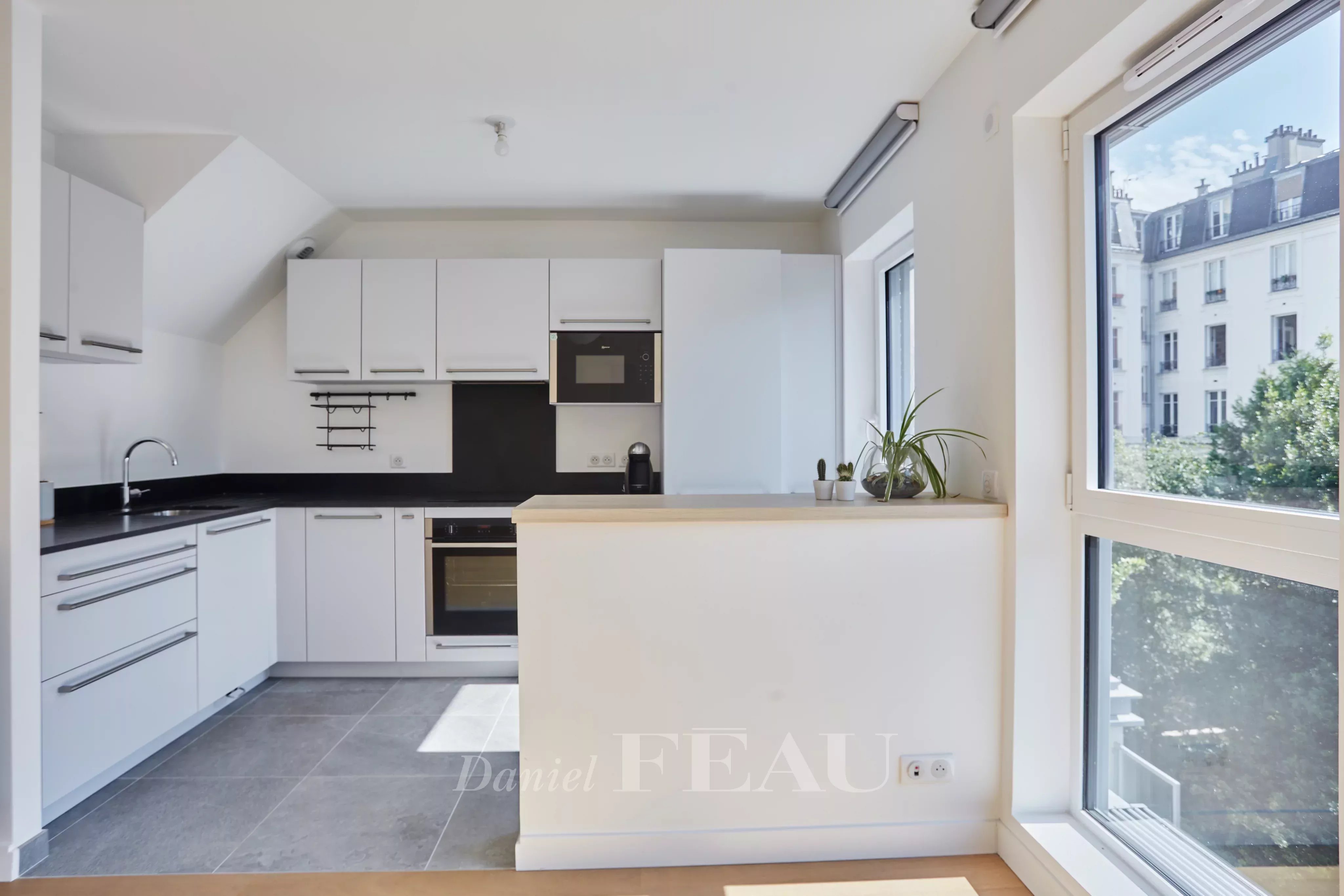 Sale Apartment Paris 5th