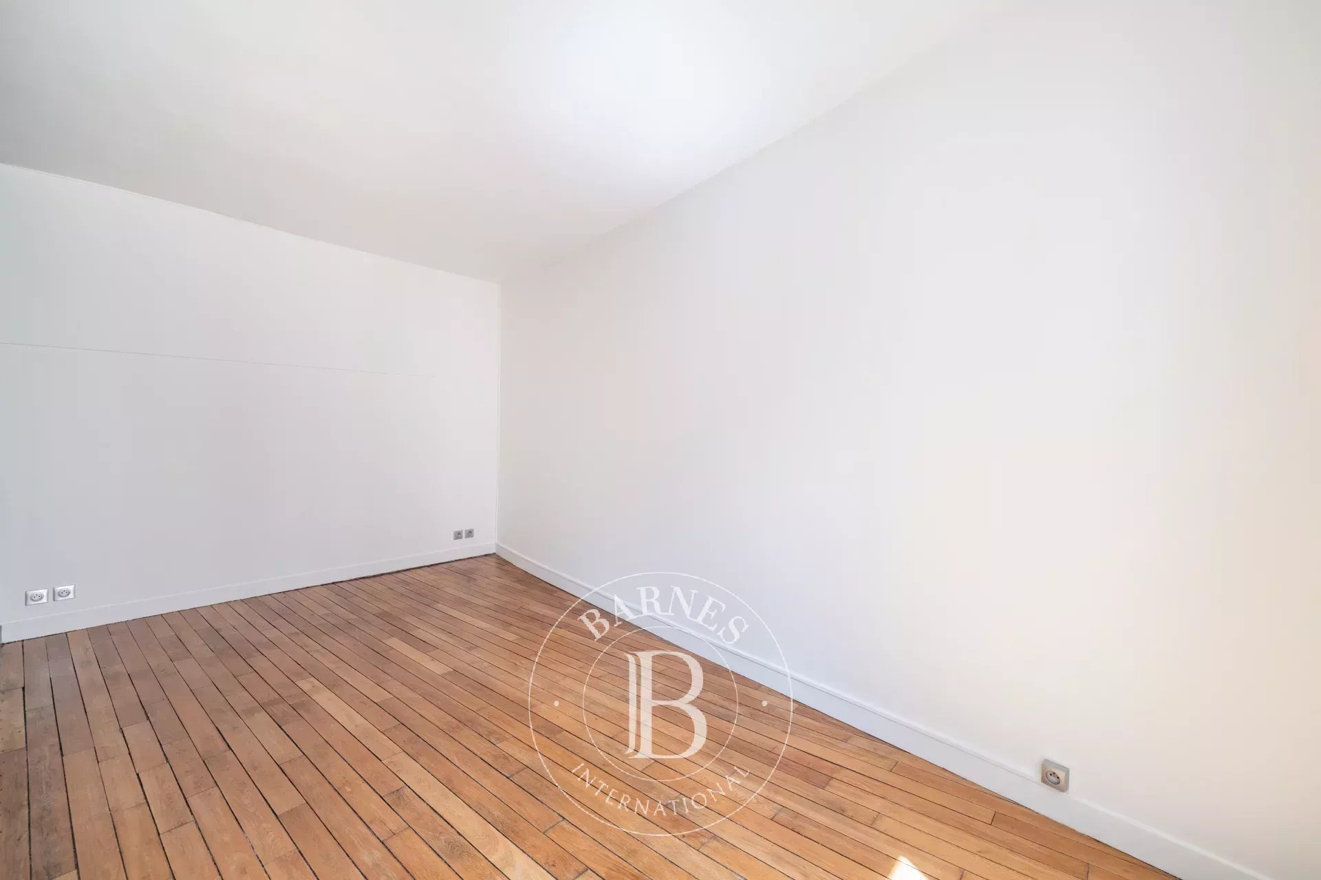 Daire Paris 2ème - picture 15