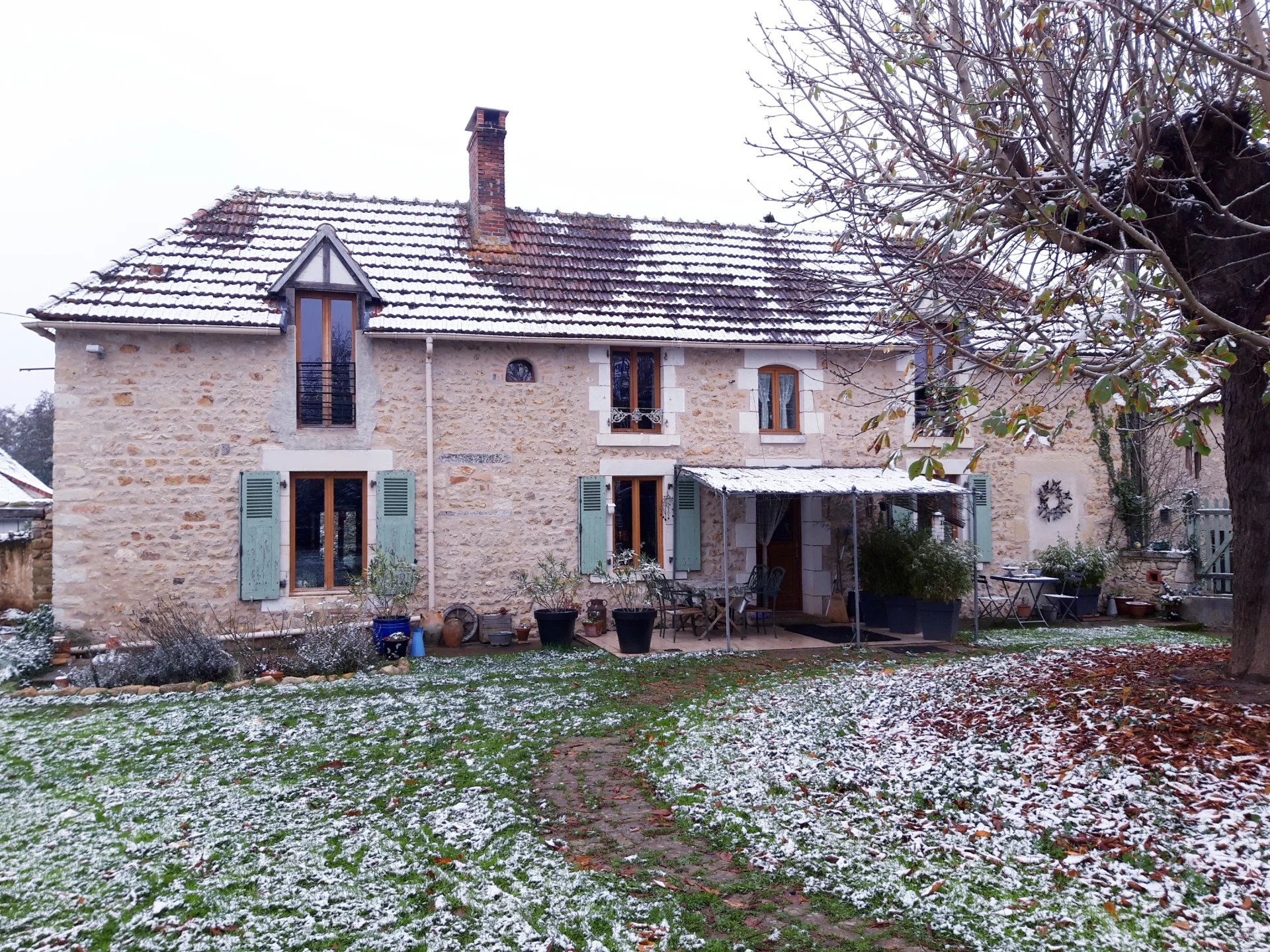 House in Coulonges - view 1