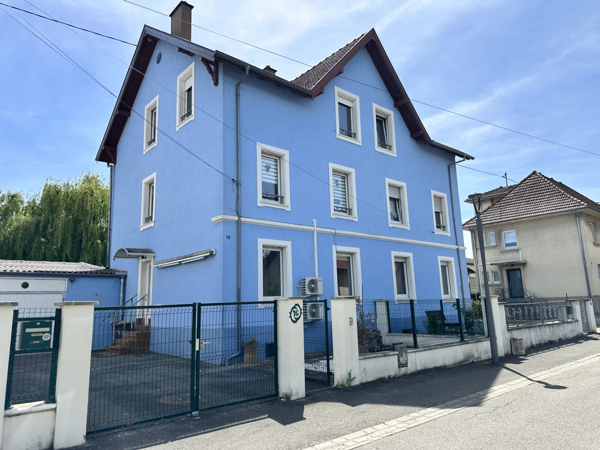 LUTTERBACH - MAISON JUMELÉE A RENOVER