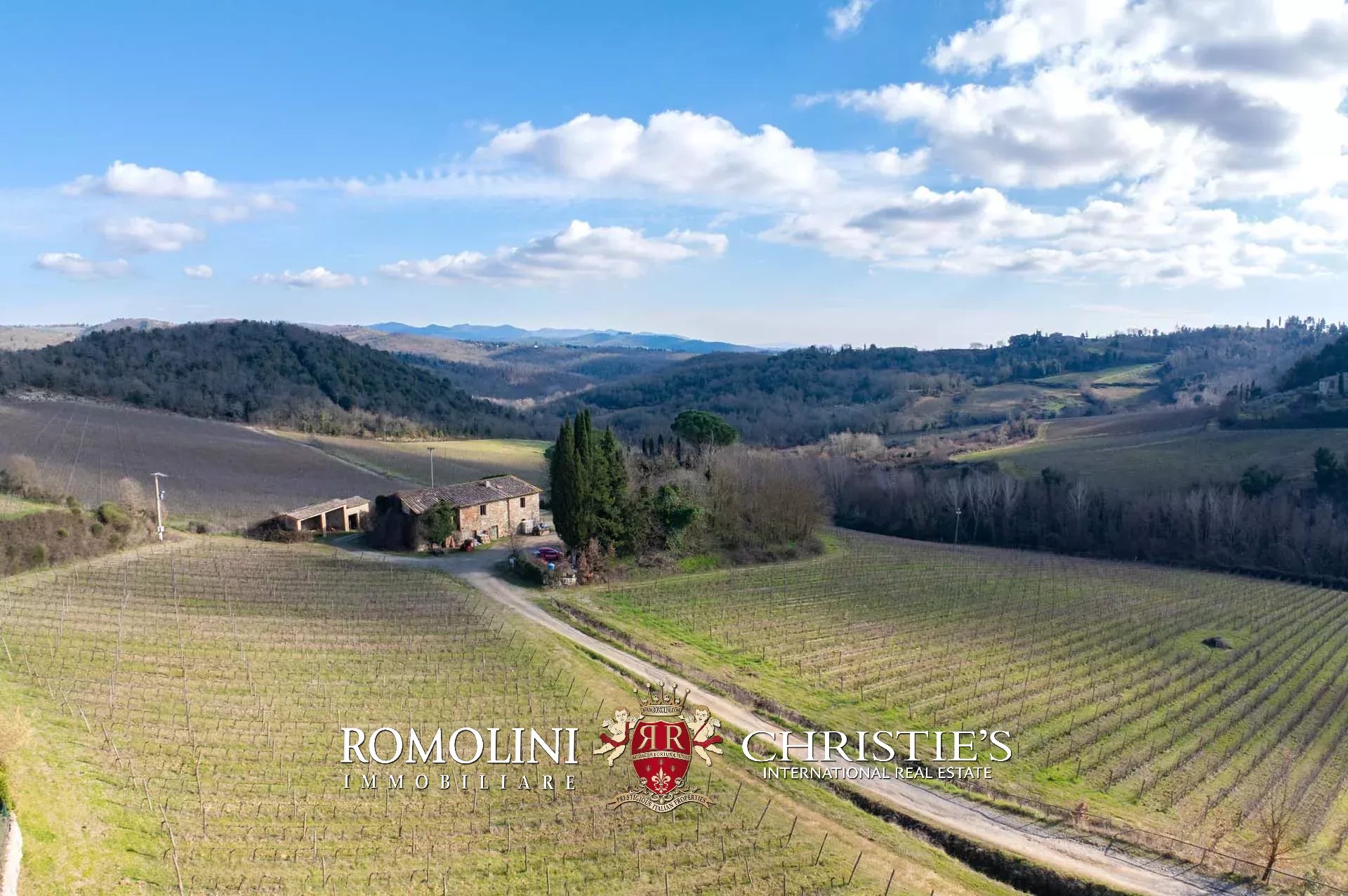 33 Bedroom Vineyard's Image 83