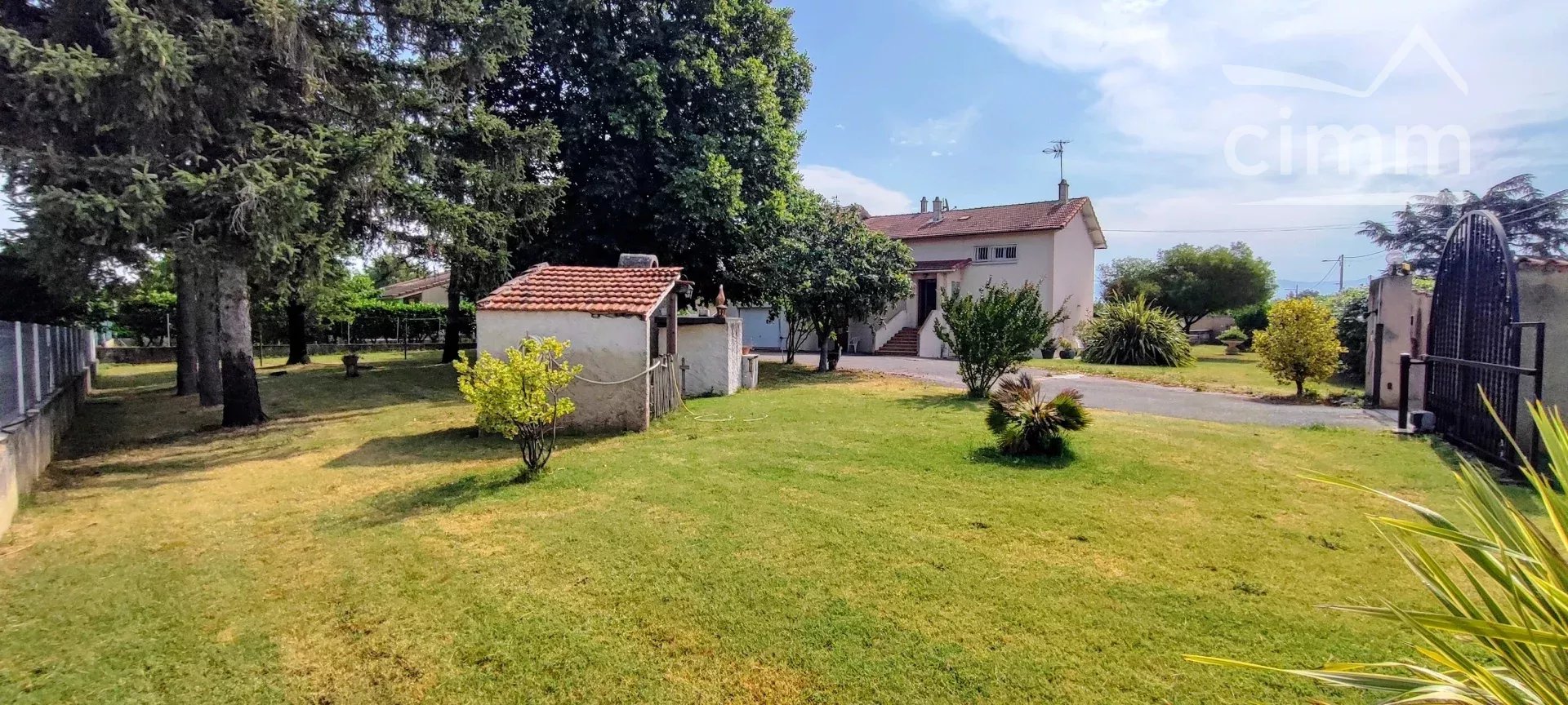 Agence immobilière de 