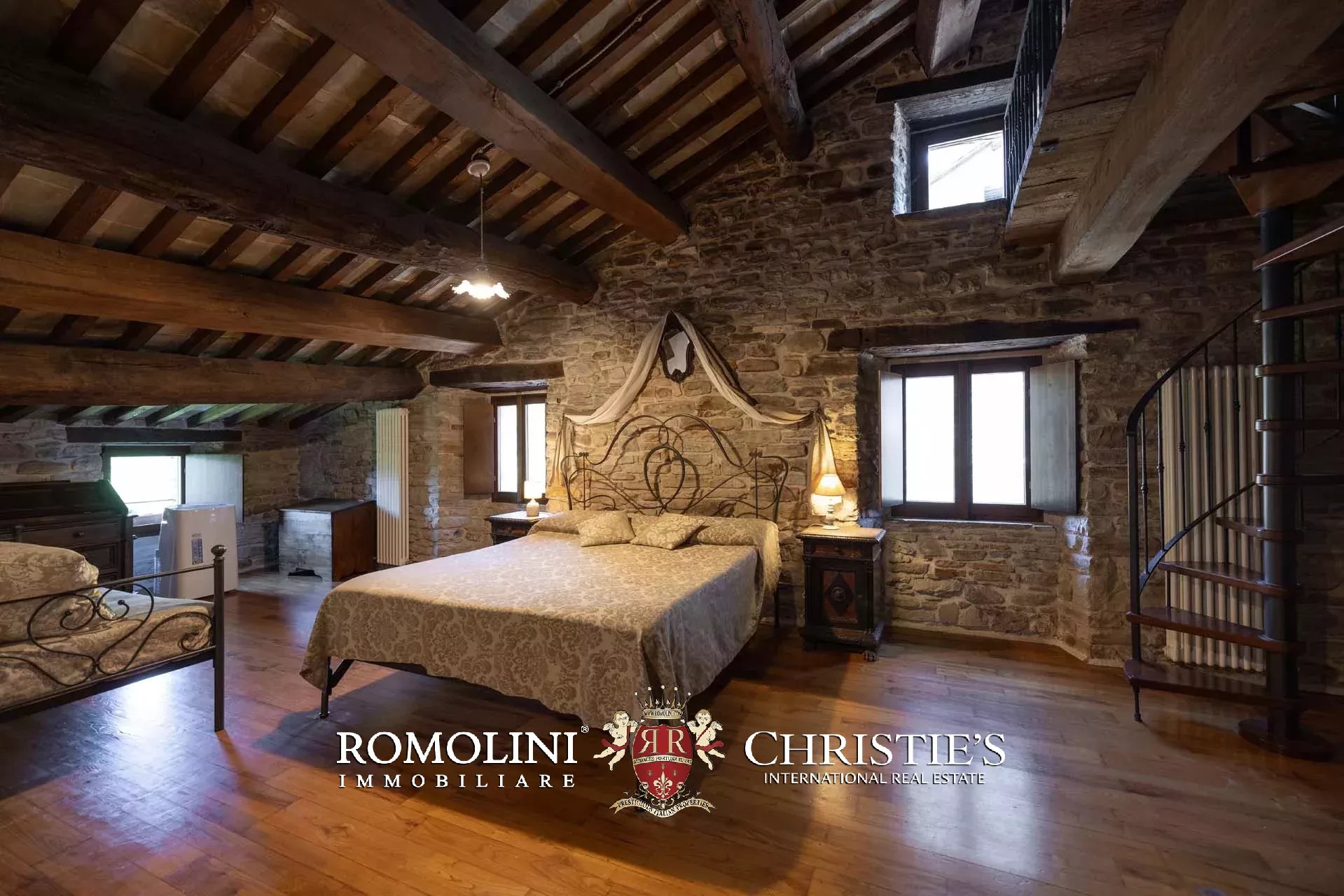 10 Bedroom Chateau's Image 37