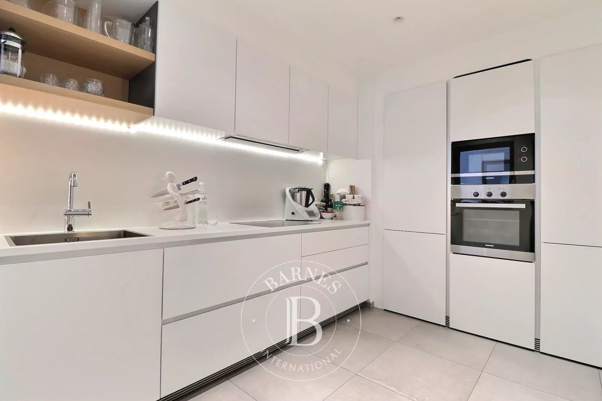 Bois de la Cambre - Appartement 4ch + terrasse + parking