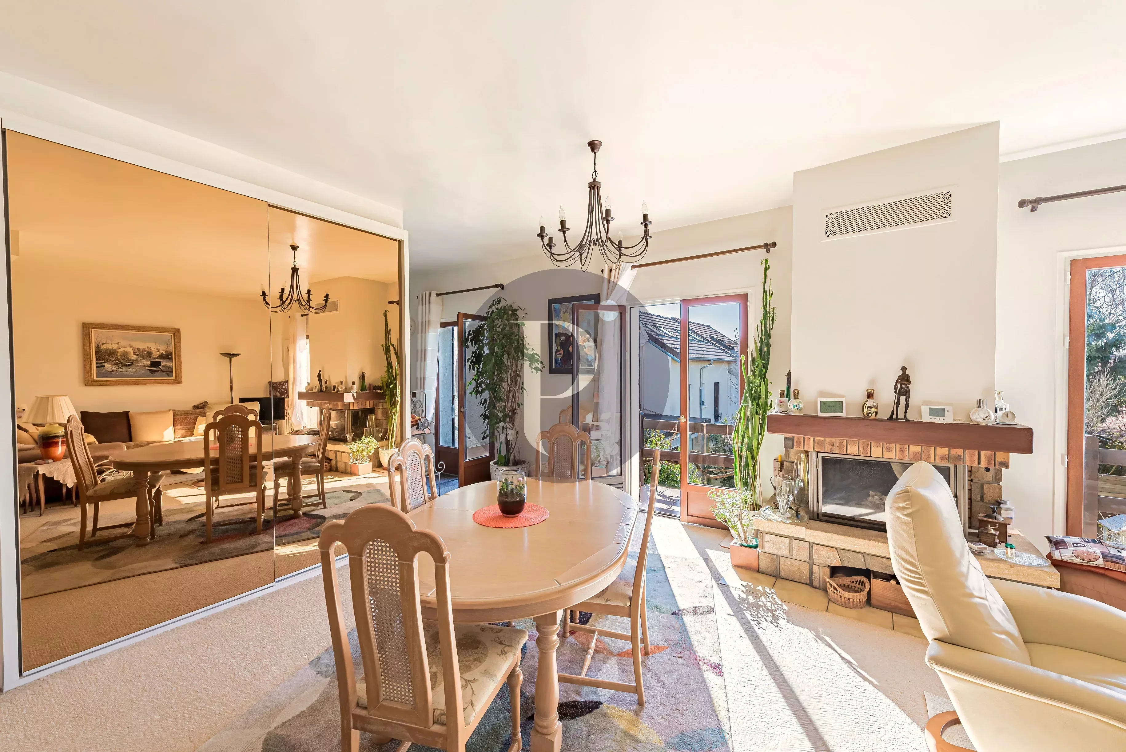 vente-maison-6-pieces-lhay-les-roses-86796917
