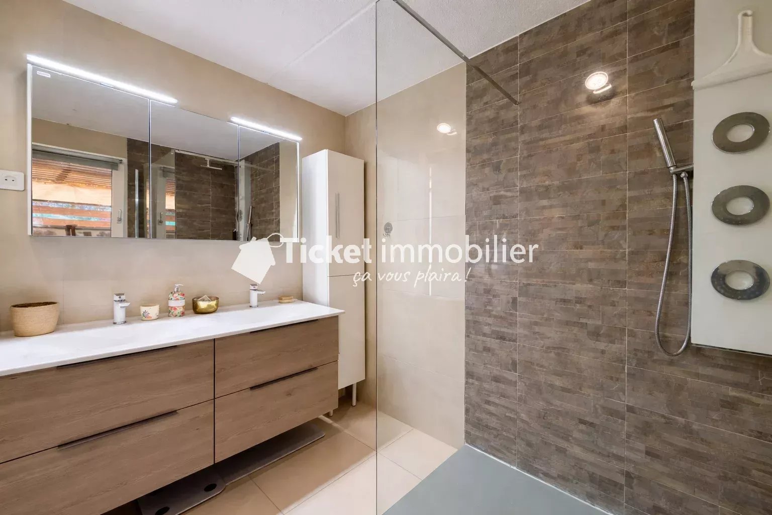Villa 4 pièces de 145m2 dans résidence sécurisée — photo 17