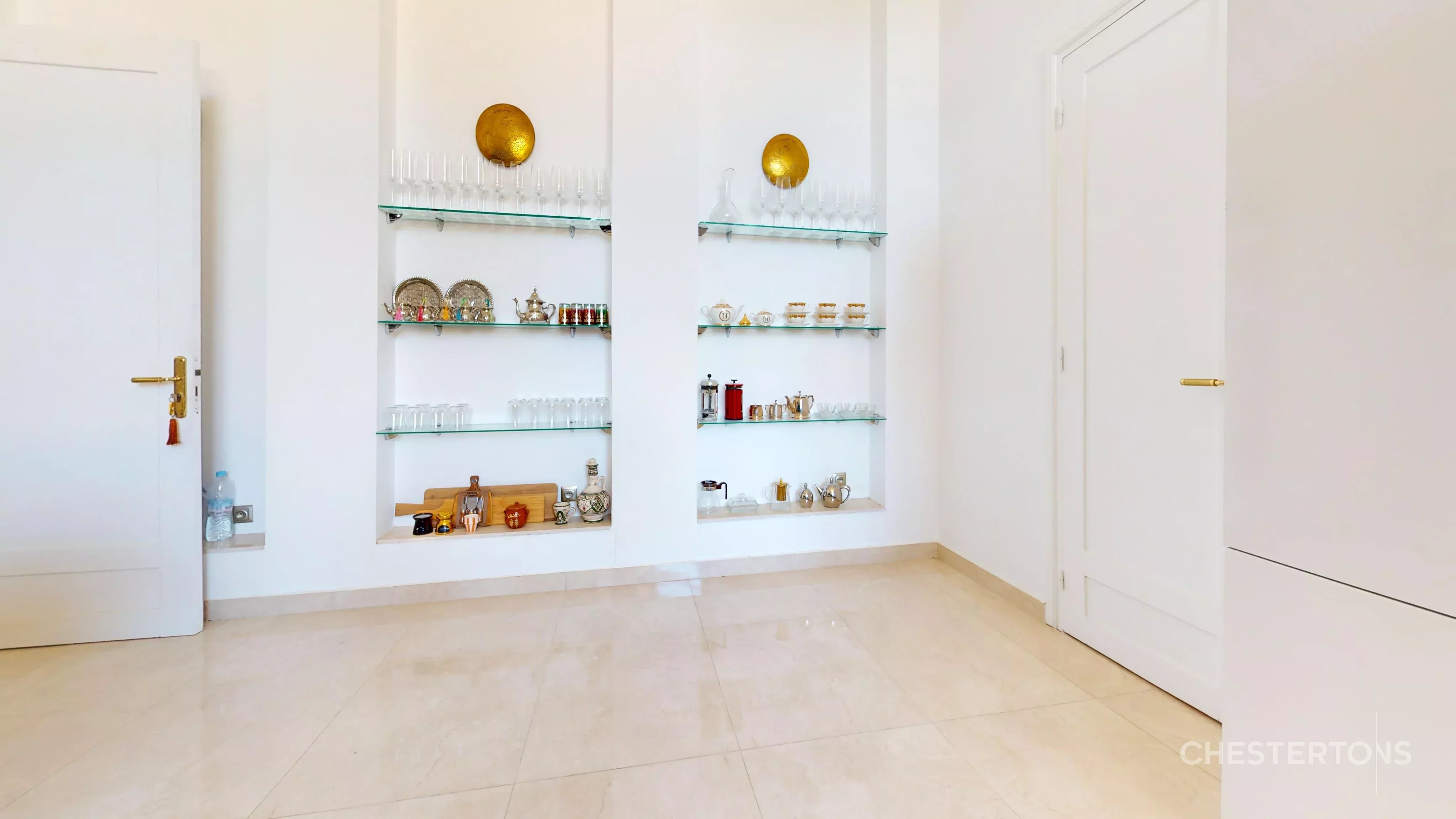  Image of Villa - 7 Bedrooms for Sale in Marrakech-Ménara-Marrakech-Morocco, Image 11
