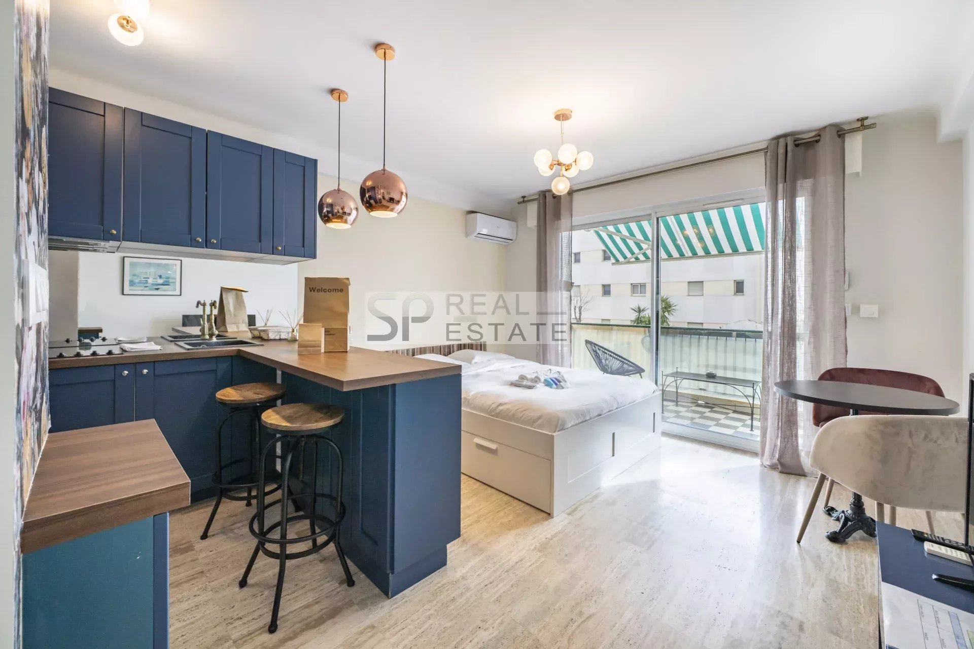 Agence immobilière de 