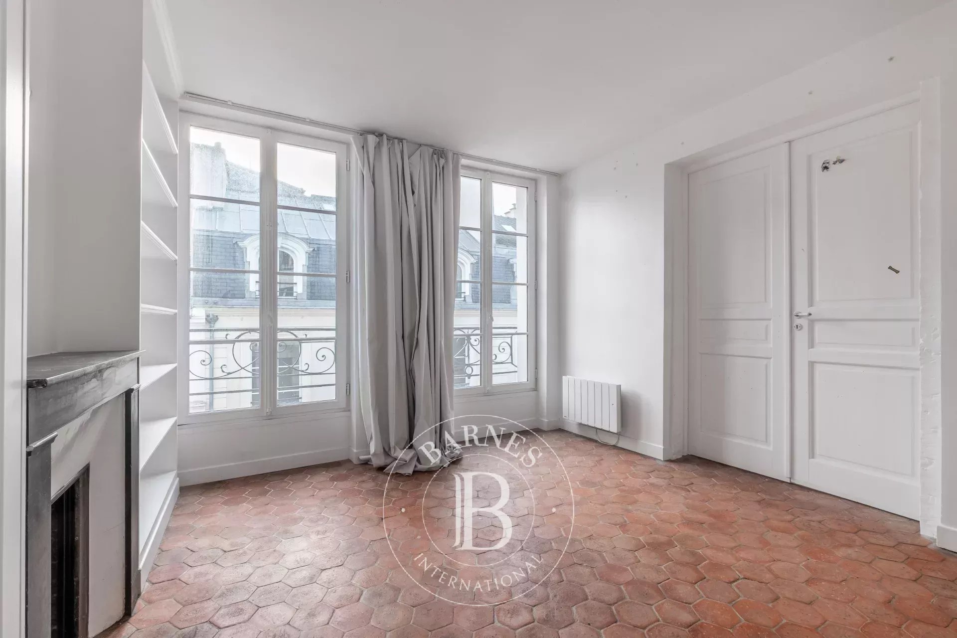 Daire Paris 7ème - picture 4