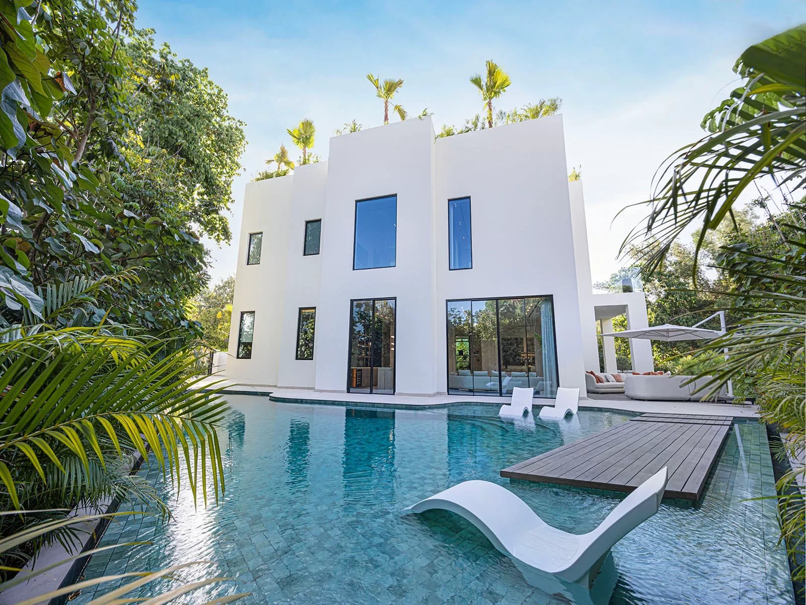 5-bedroom upgraded villa for sale in Al Barari