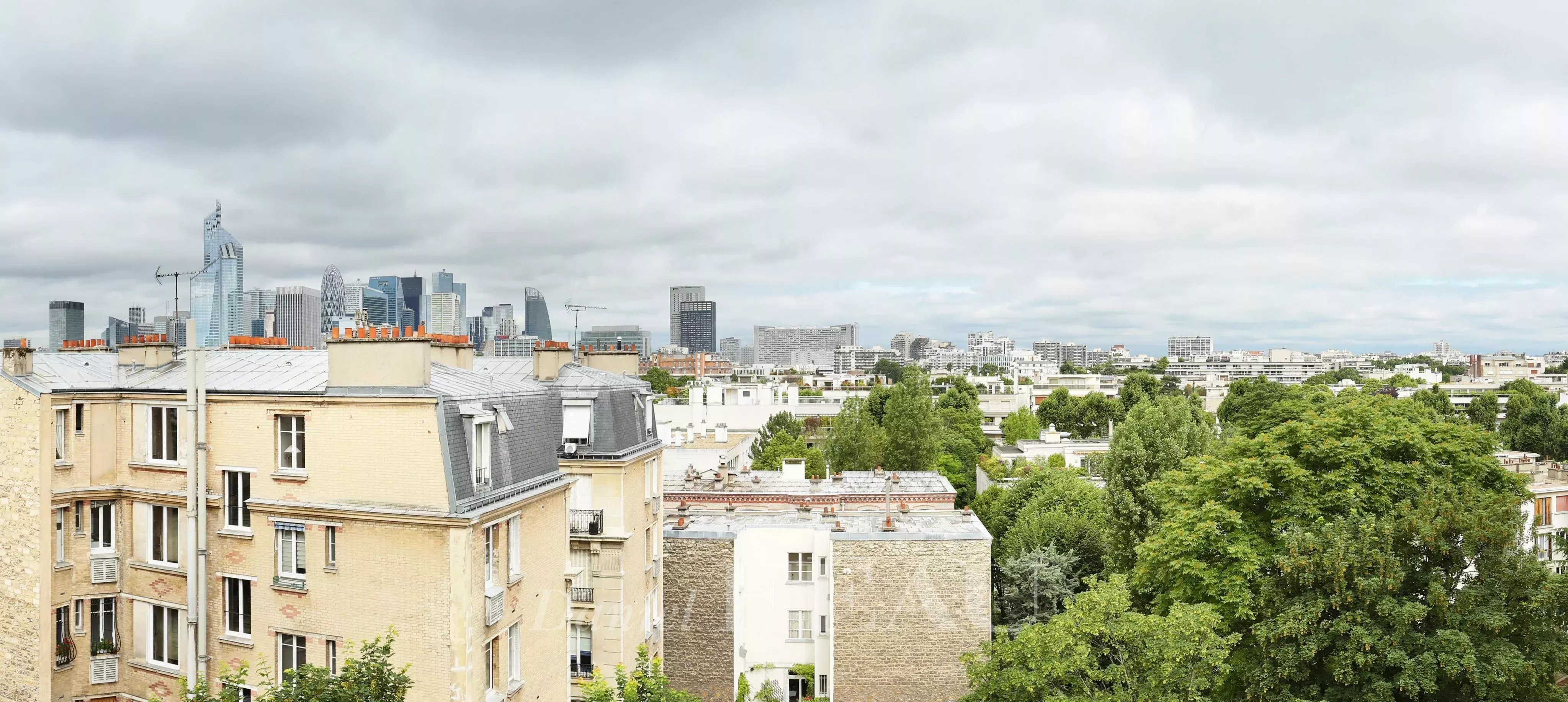 Rental Apartment Neuilly-sur-Seine