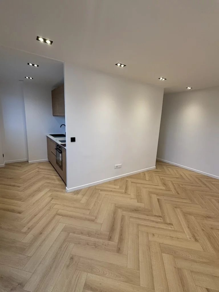 APPARTEMENT 2 PIECES 37 M2 - MAIRIE DE MONTREUIL - Image Array