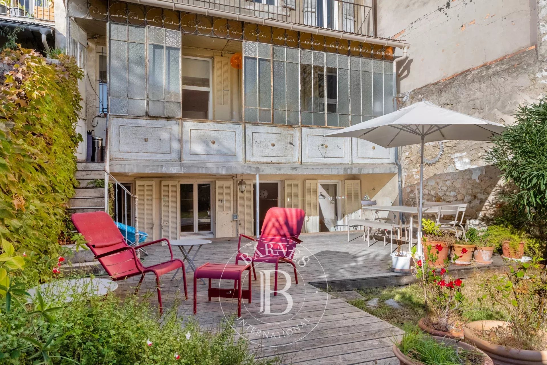 Marseille 5 - Chave - 5-room duplex of about 180 sqm - garden and garage