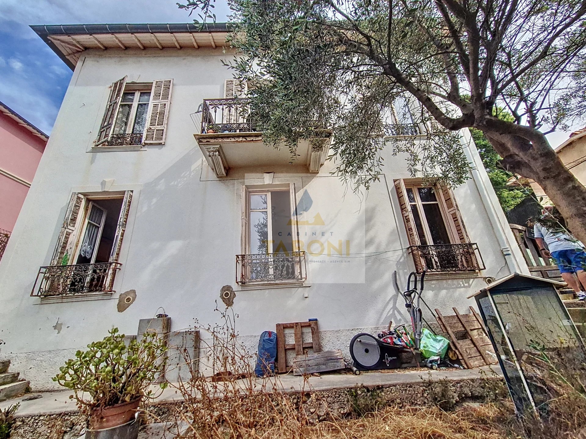 Corniche St Rosalie - Maison 5 pièces (2 appartements)