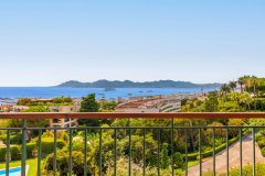 CANNES CALIFORNIE TOP FLOOR SEA VIEW — photo 2 of 7