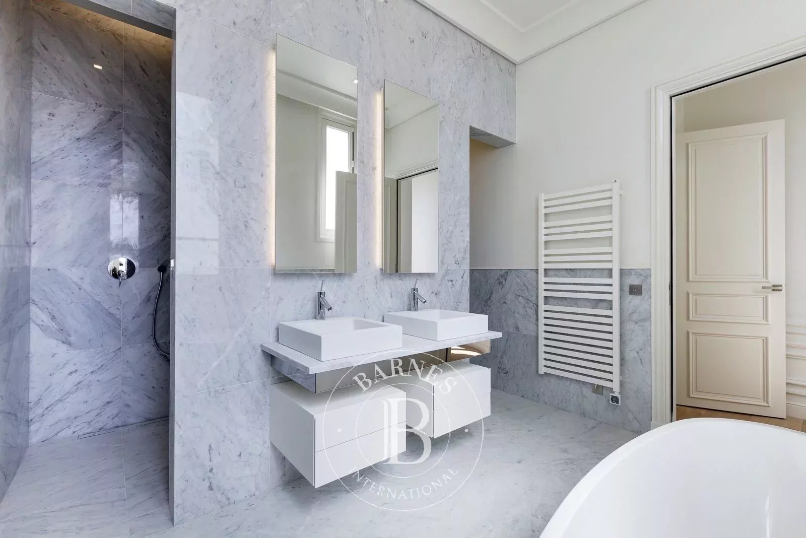 Daire Paris 16ème - picture 12