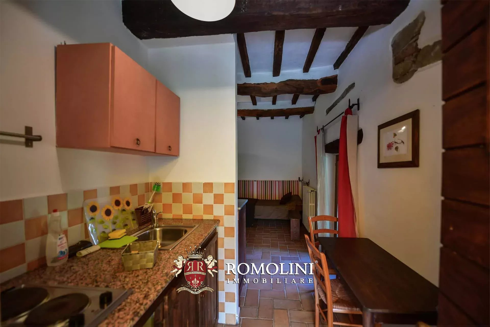 8 Bedroom Villa/Townhouse's Image 49
