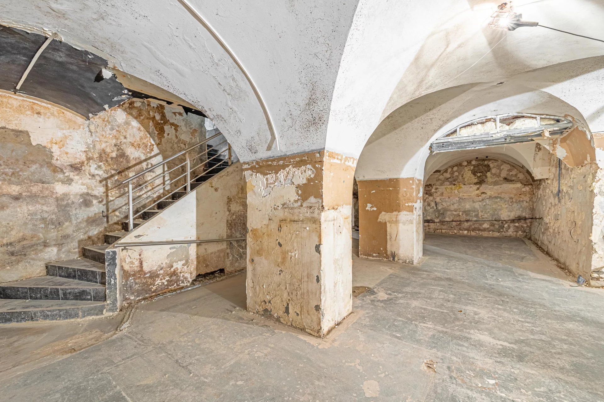 MURS COMMERCIAUX LIBRES A VENDRE - Photo 4