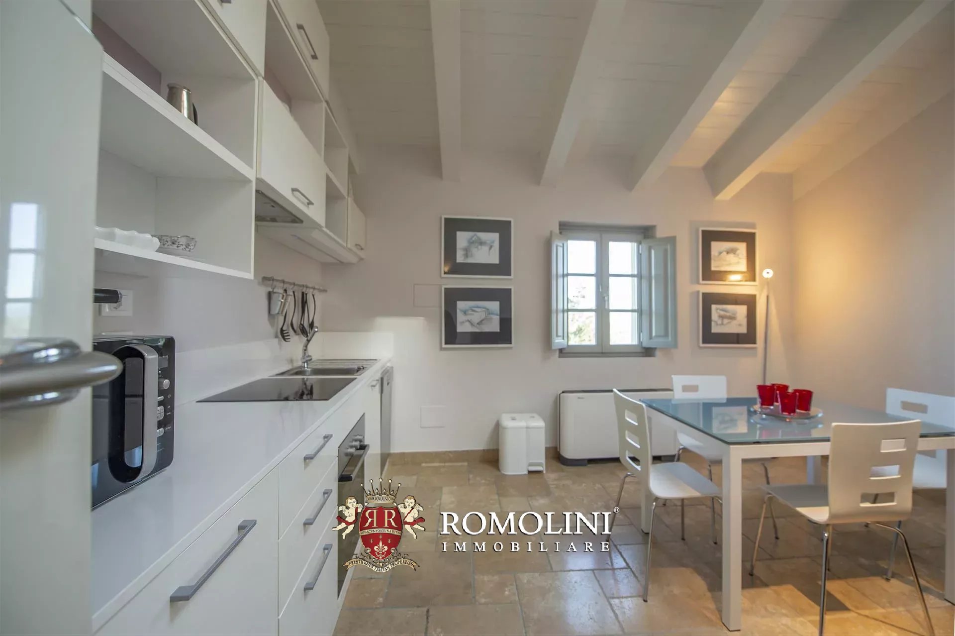 11 Bedroom Vineyard's Image 83