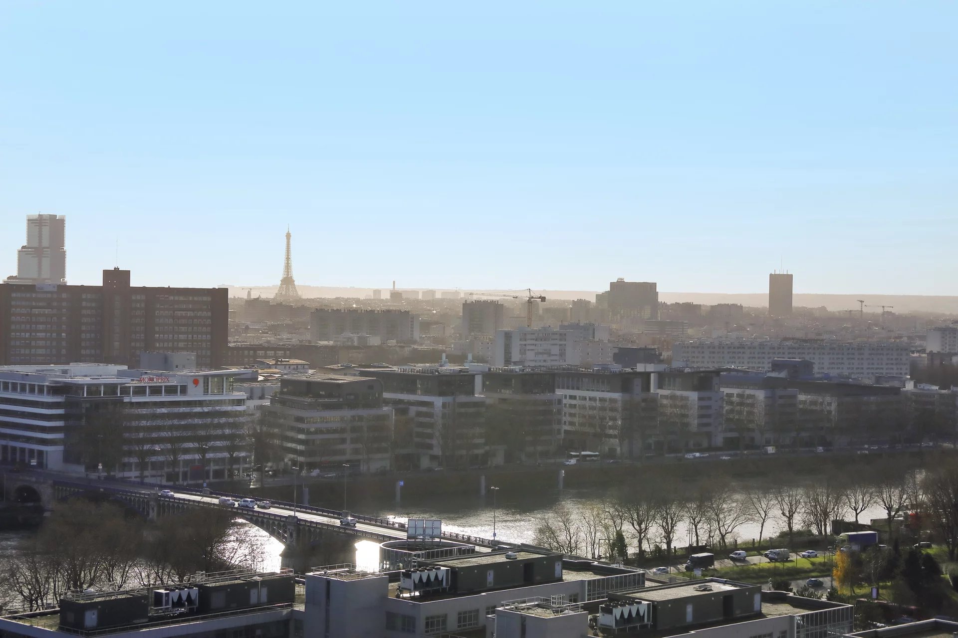 Un penthouse unique avec toit-terrasse et vue à 360°