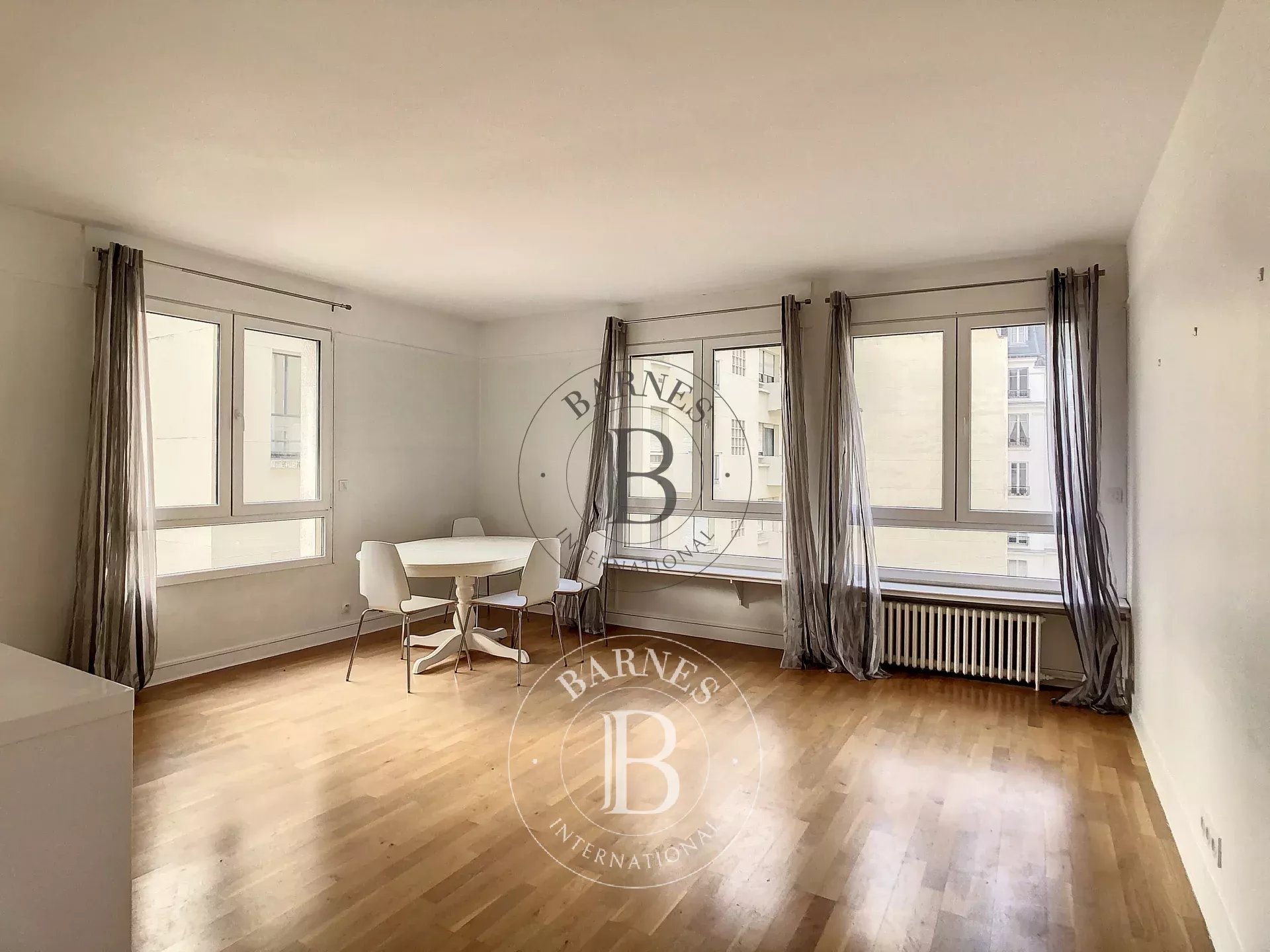 Appartement Paris 75007  -  ref 3712045 (picture 2)