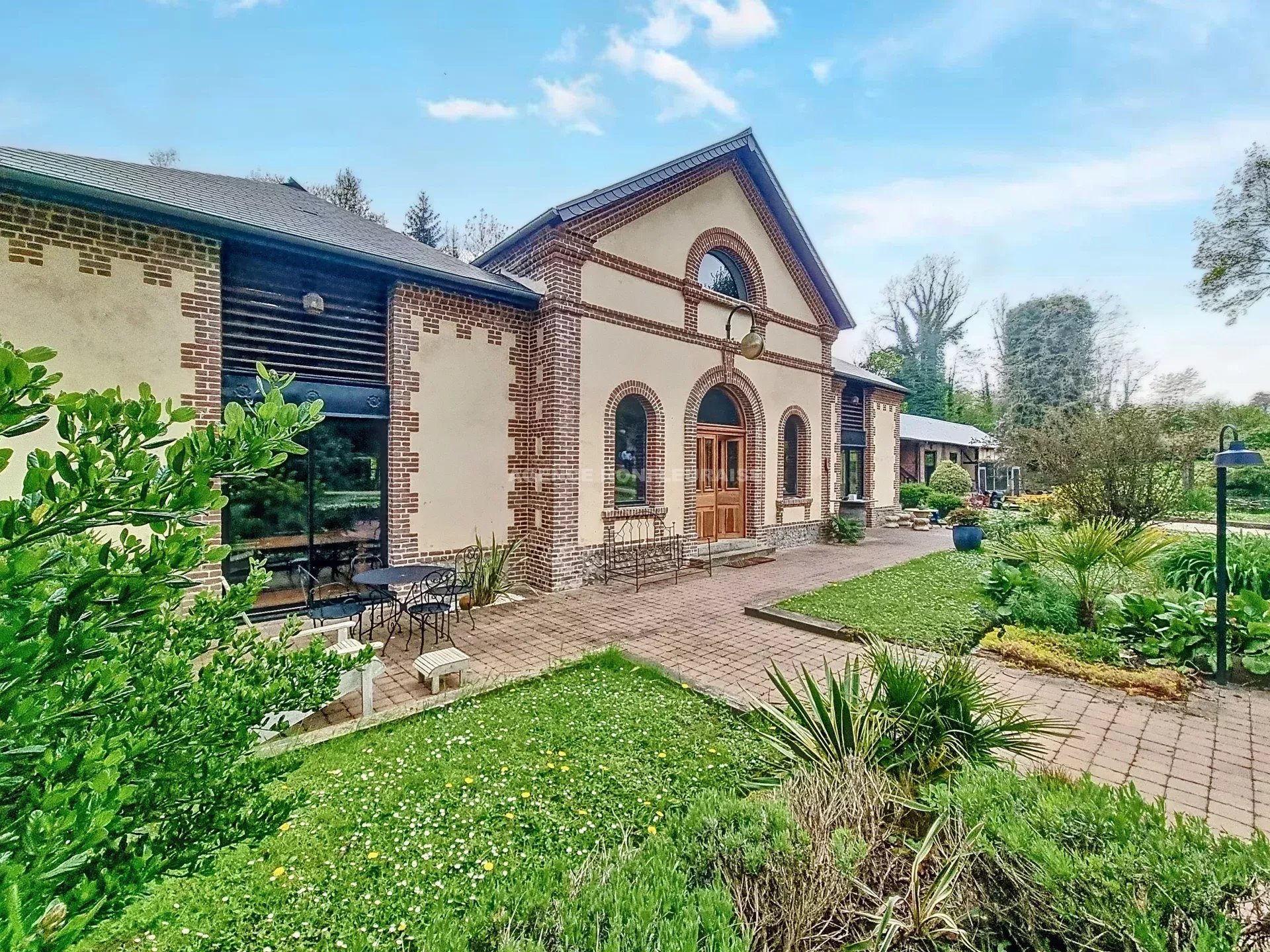 Agence immobilière de 