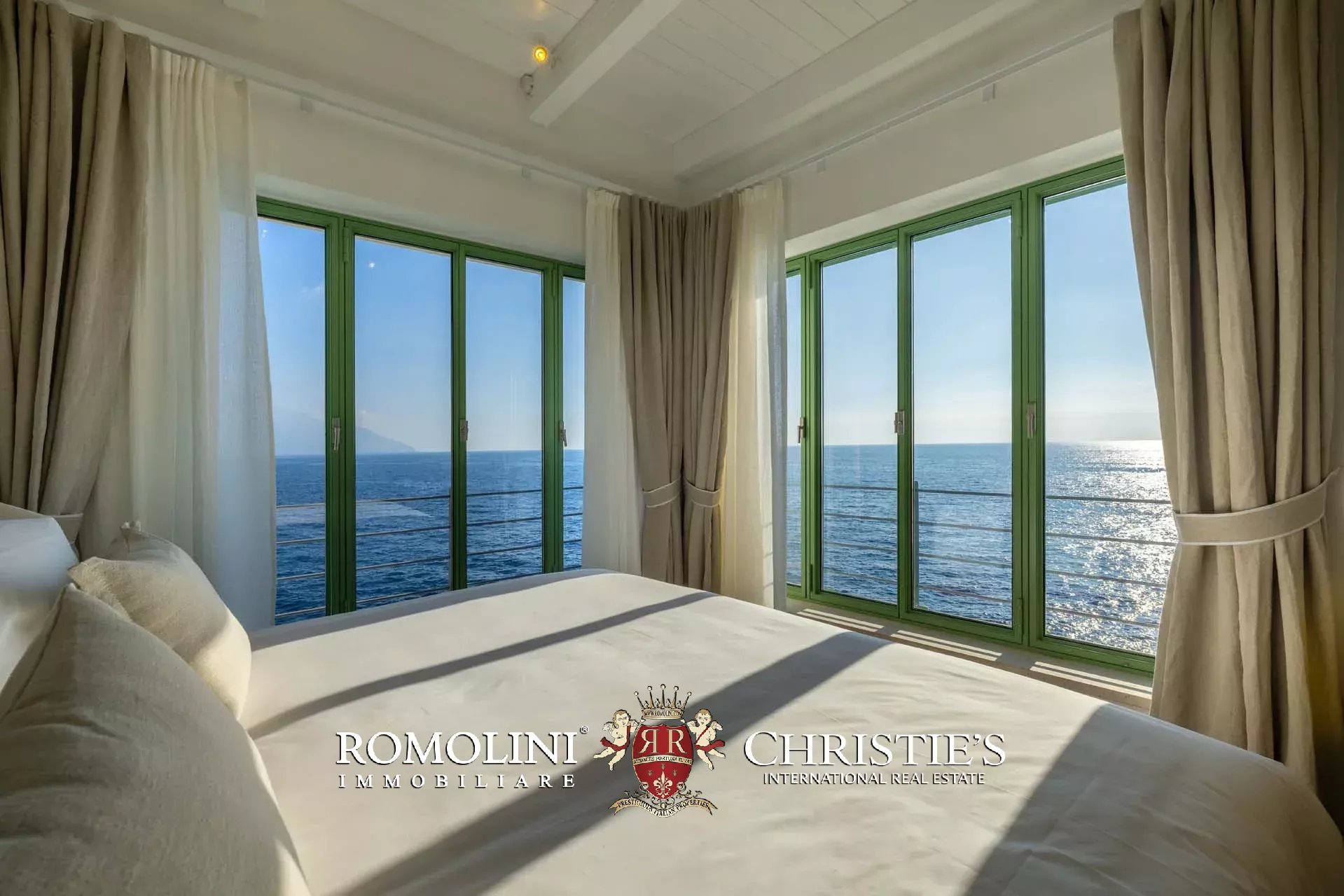 8 Bedroom Villa/Townhouse's Image 105