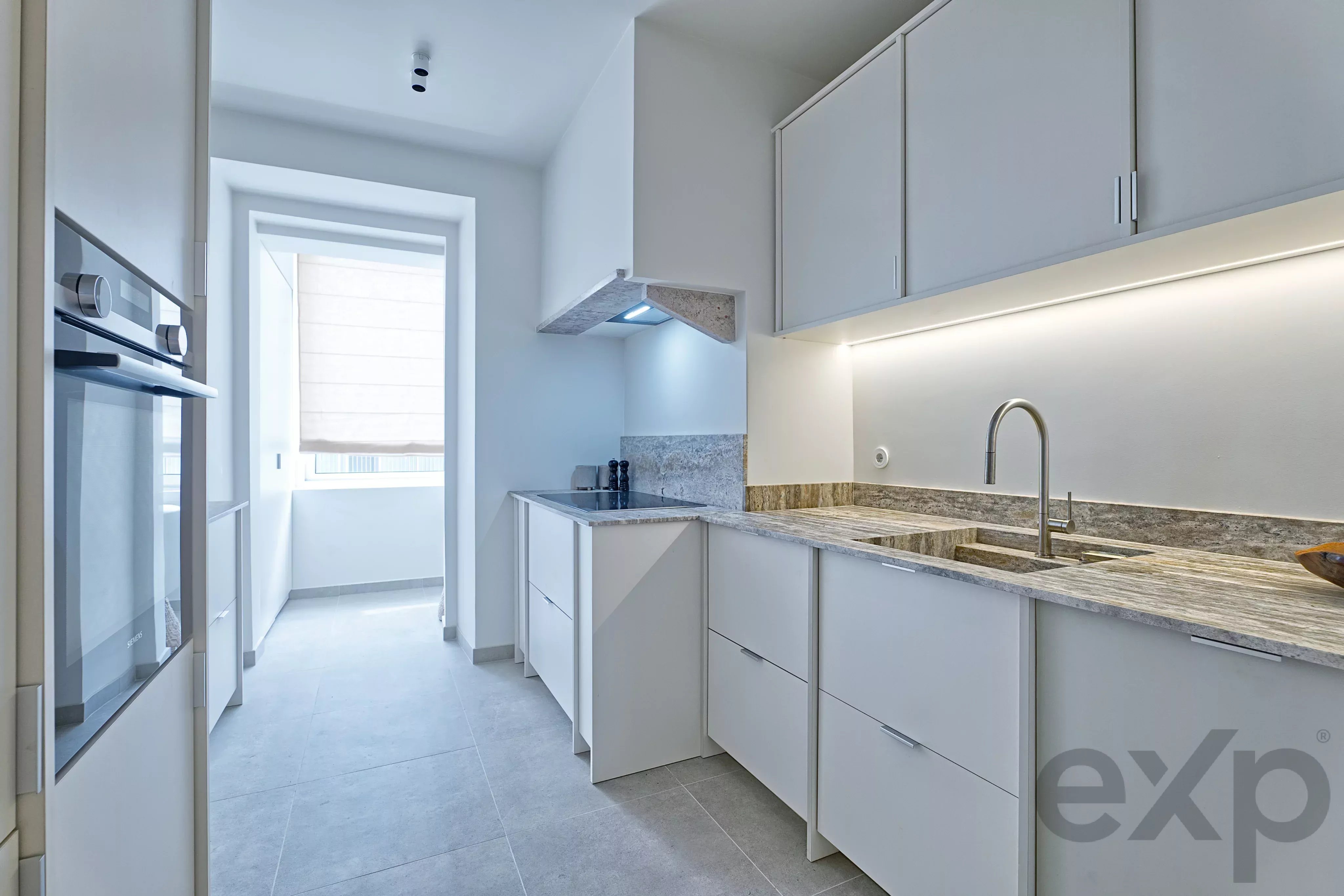 3-bedroom apartment in Lapa with river view 87110793 image 35